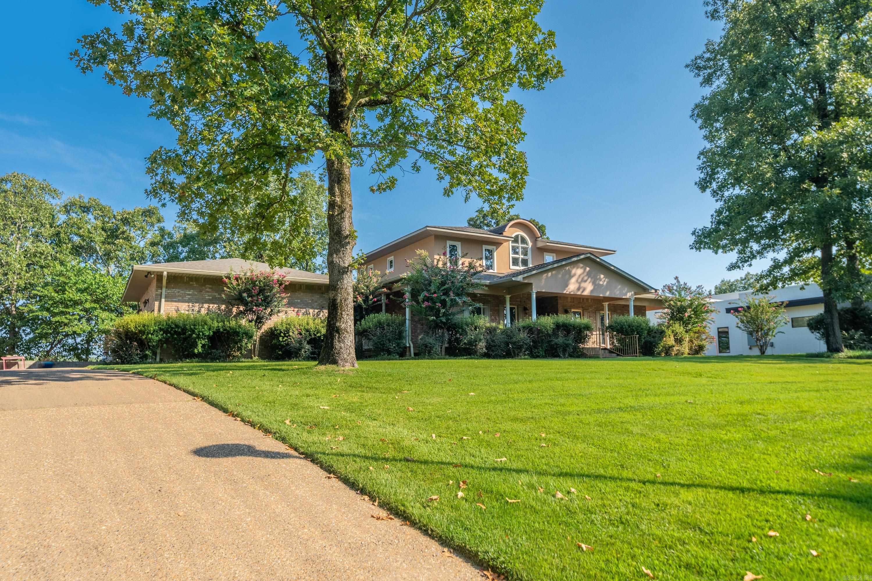 HUNTER HEIGHTS - Residential