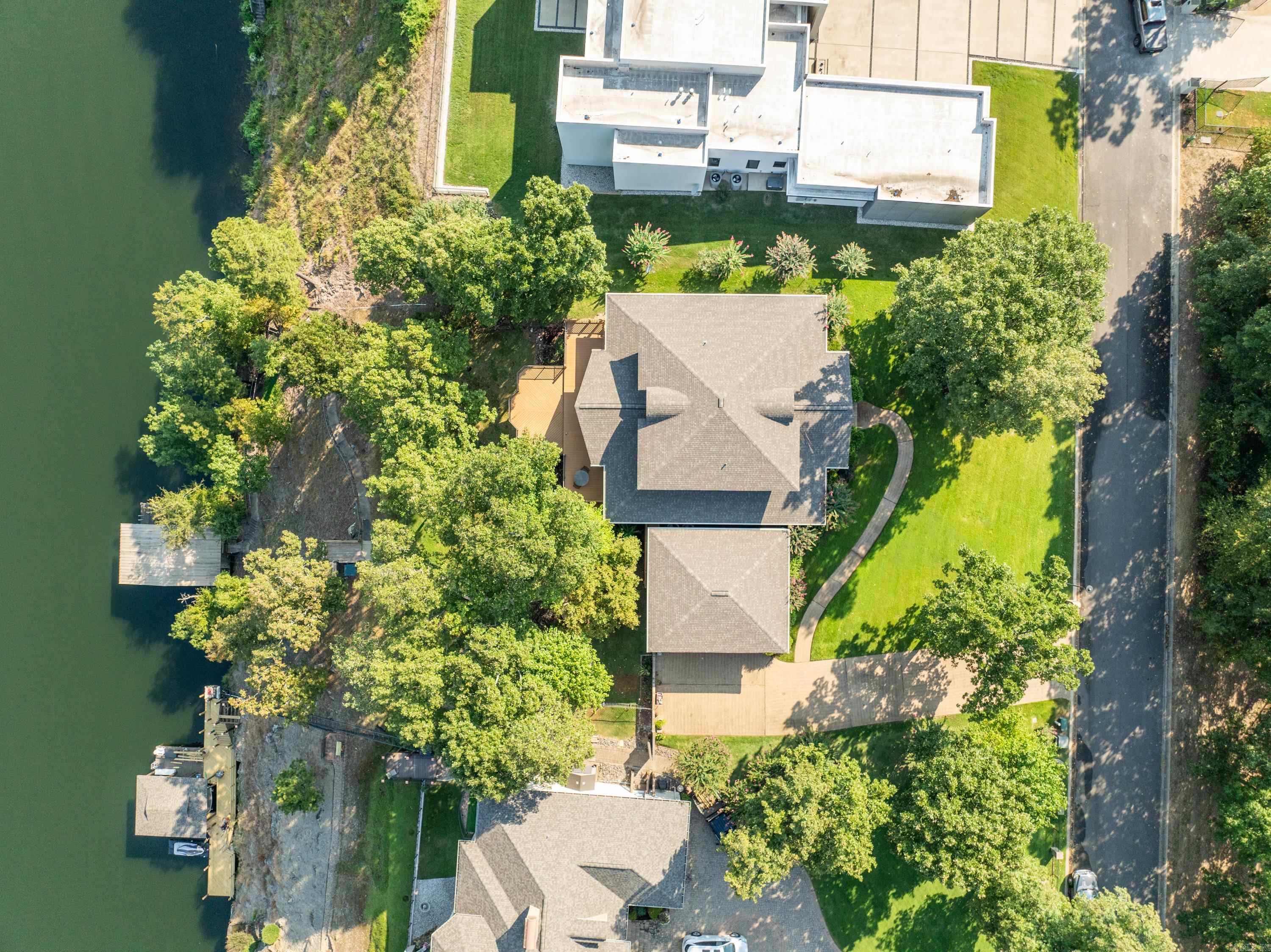 HUNTER HEIGHTS - Residential