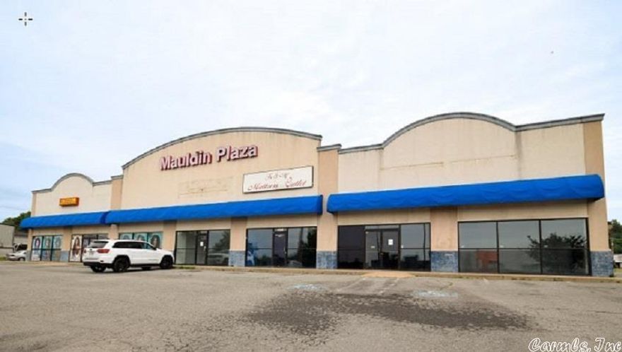 Wal-Mart shadow center with great visibility and easy access. Excellent value add opportunity. 44% Occupied.