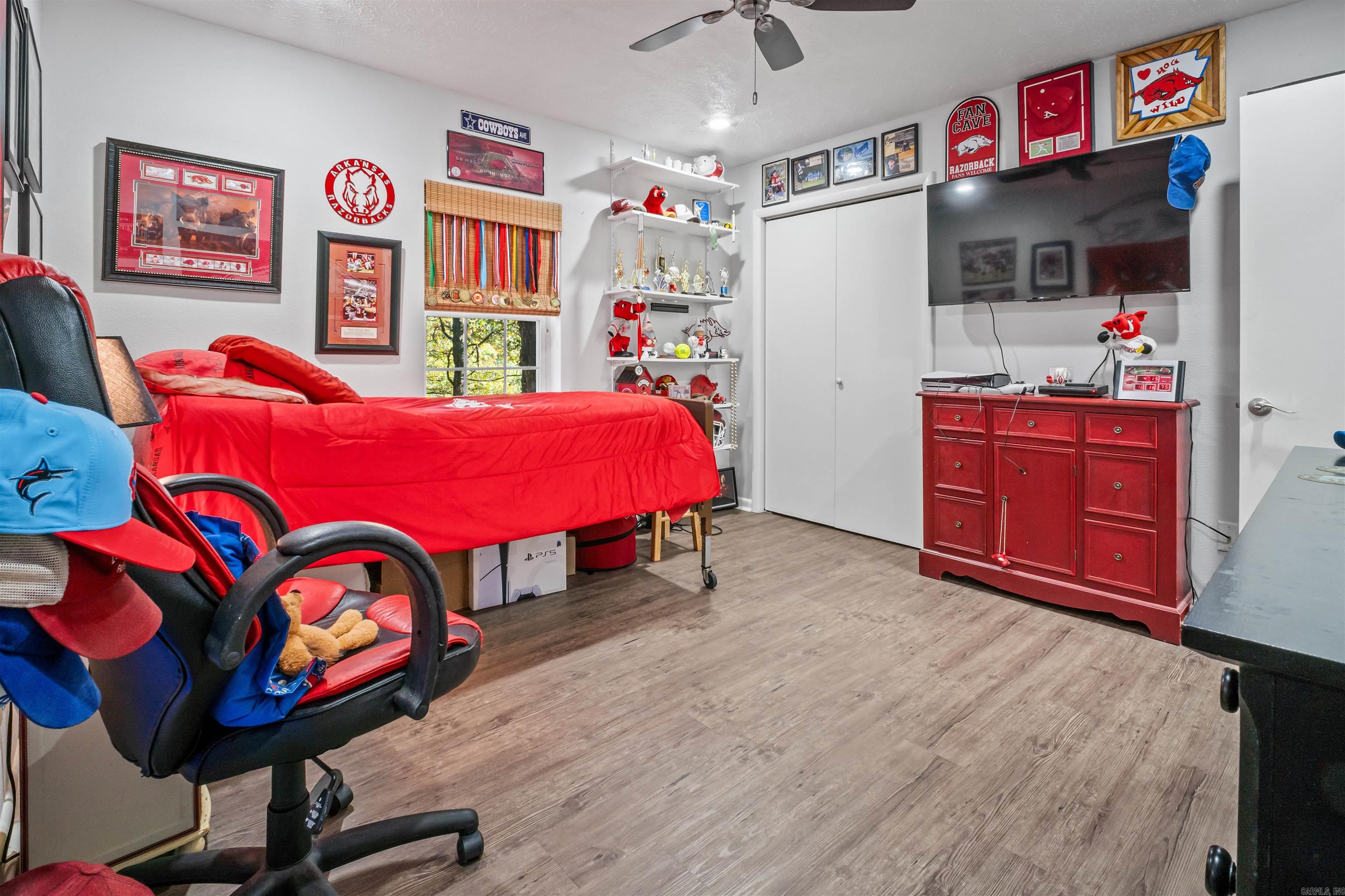 TREASURE HILL - Residential