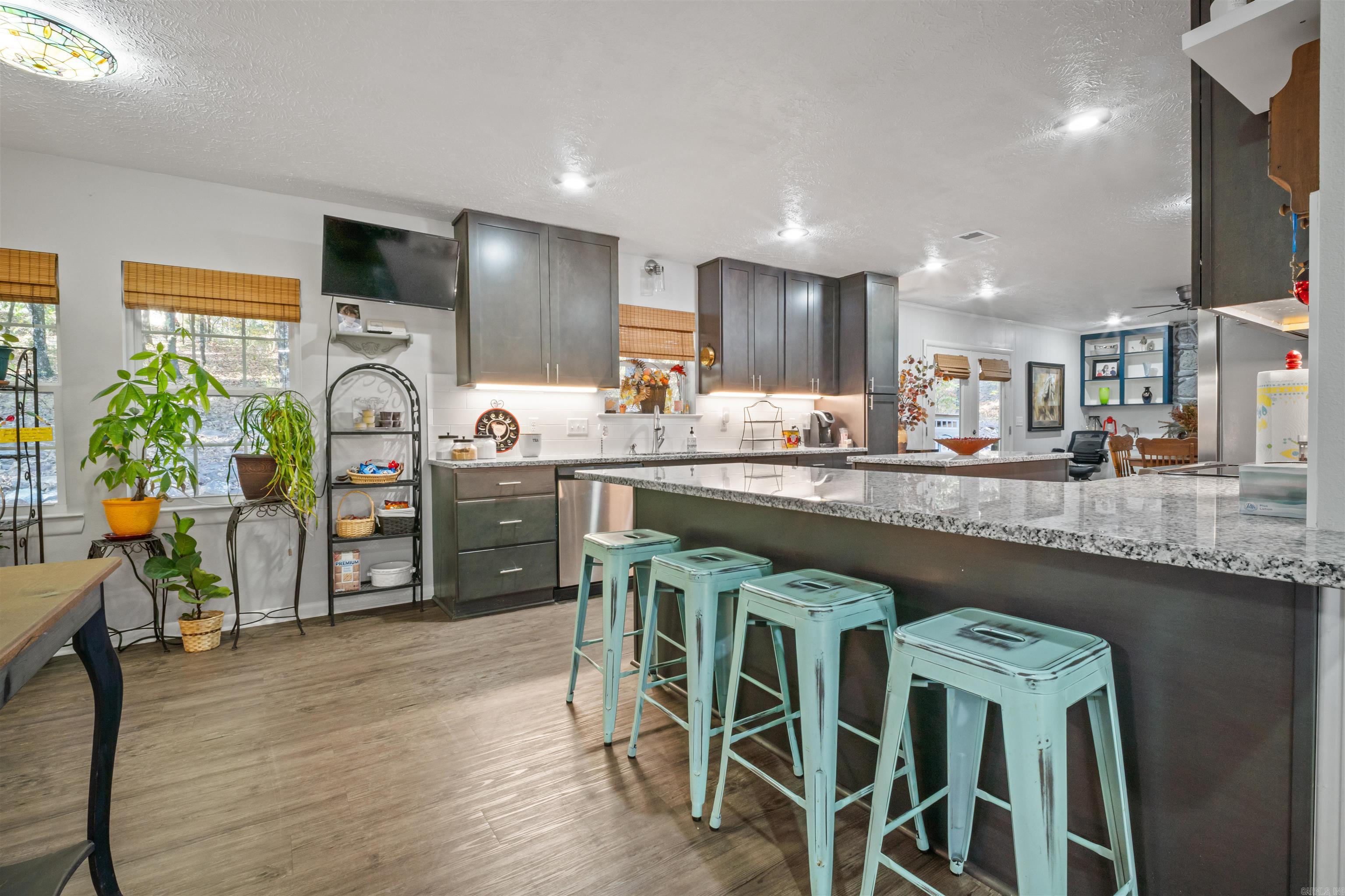 TREASURE HILL - Residential