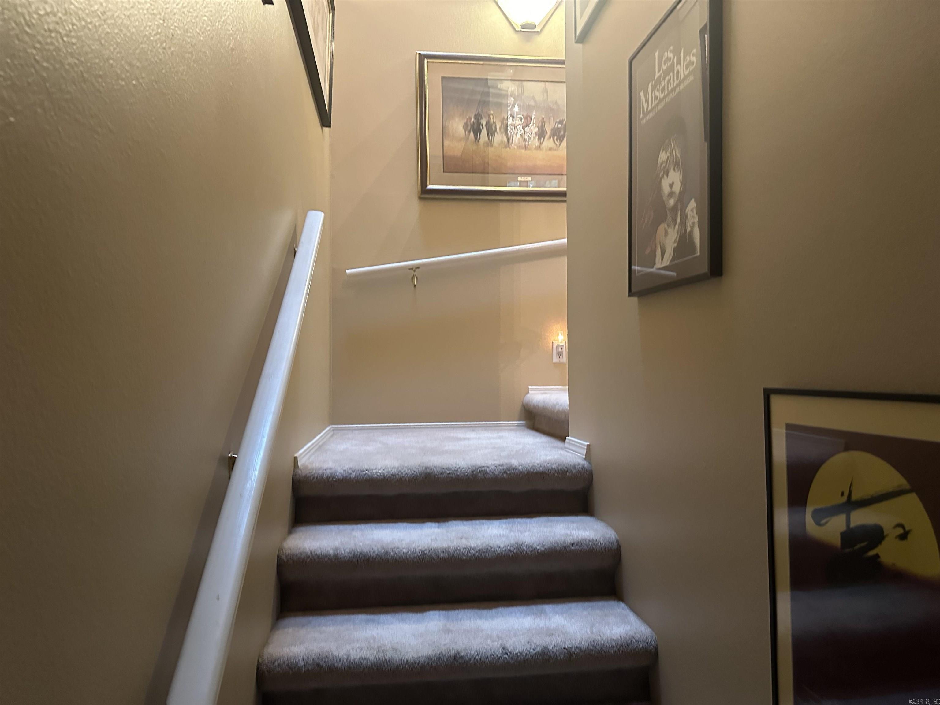 Villa Alegre Courts - Residential