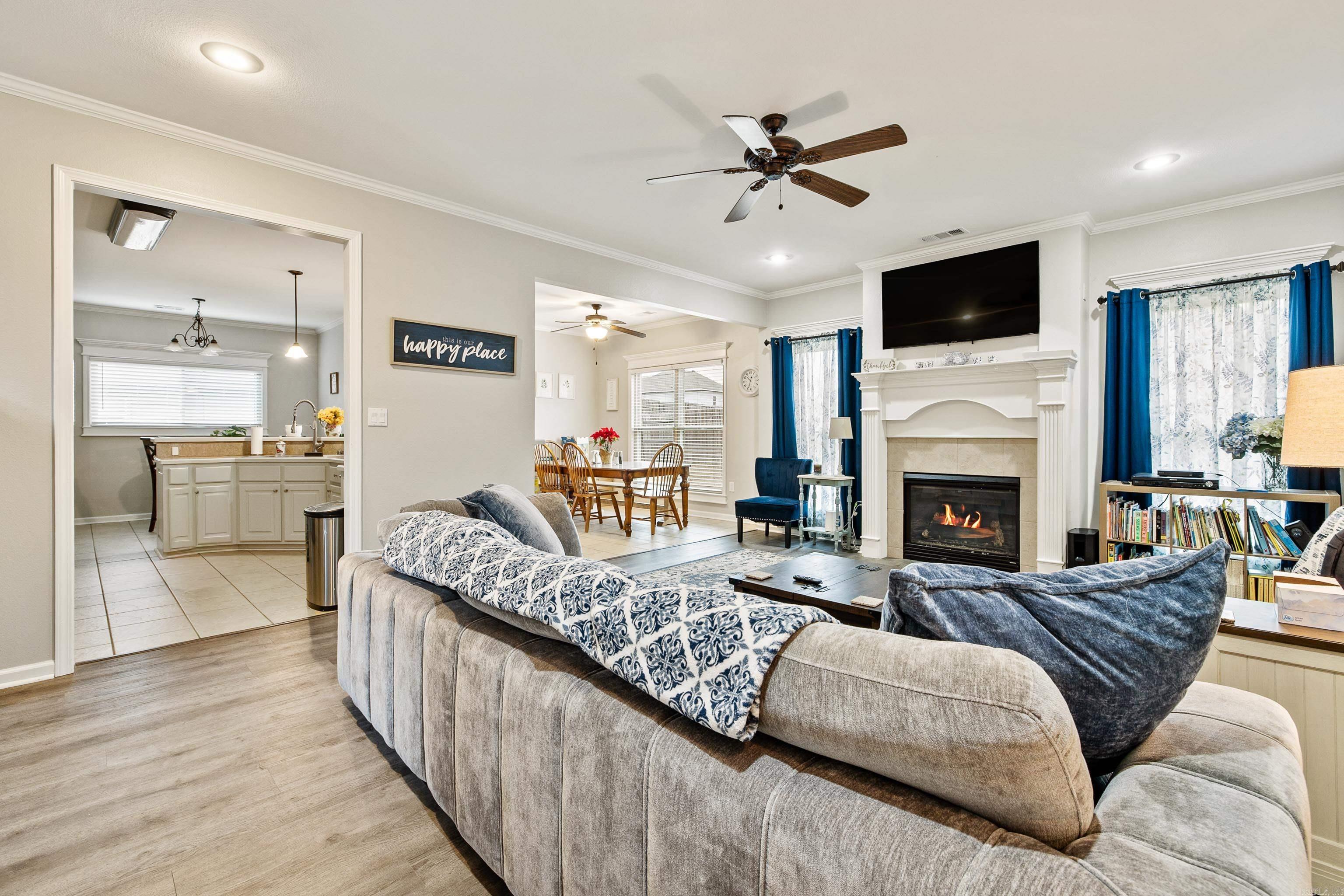 PLEASANT FOREST - Residential