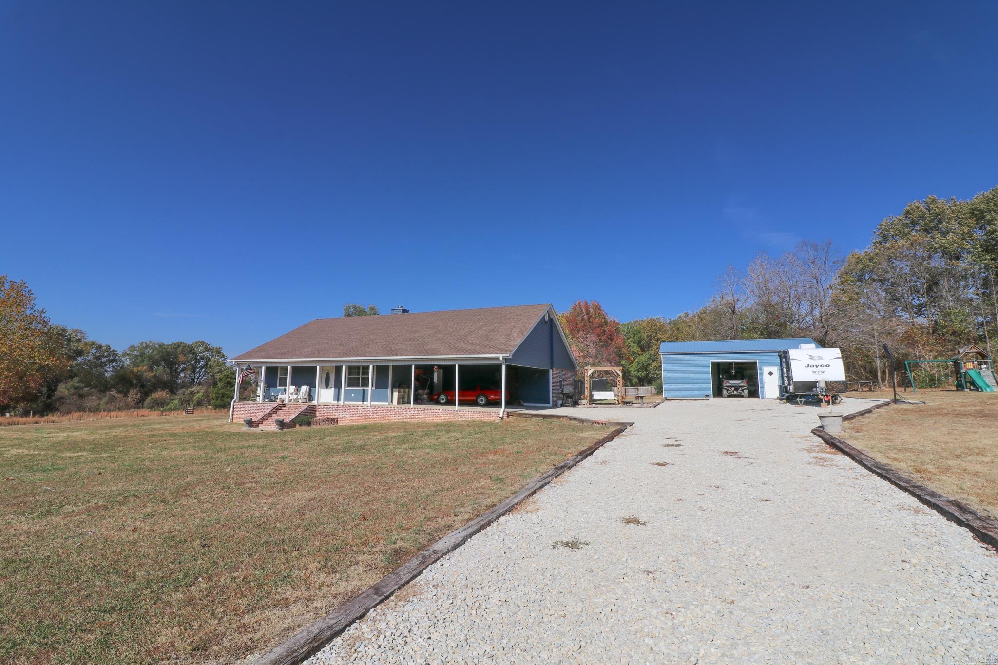 Metes & Bounds - Residential