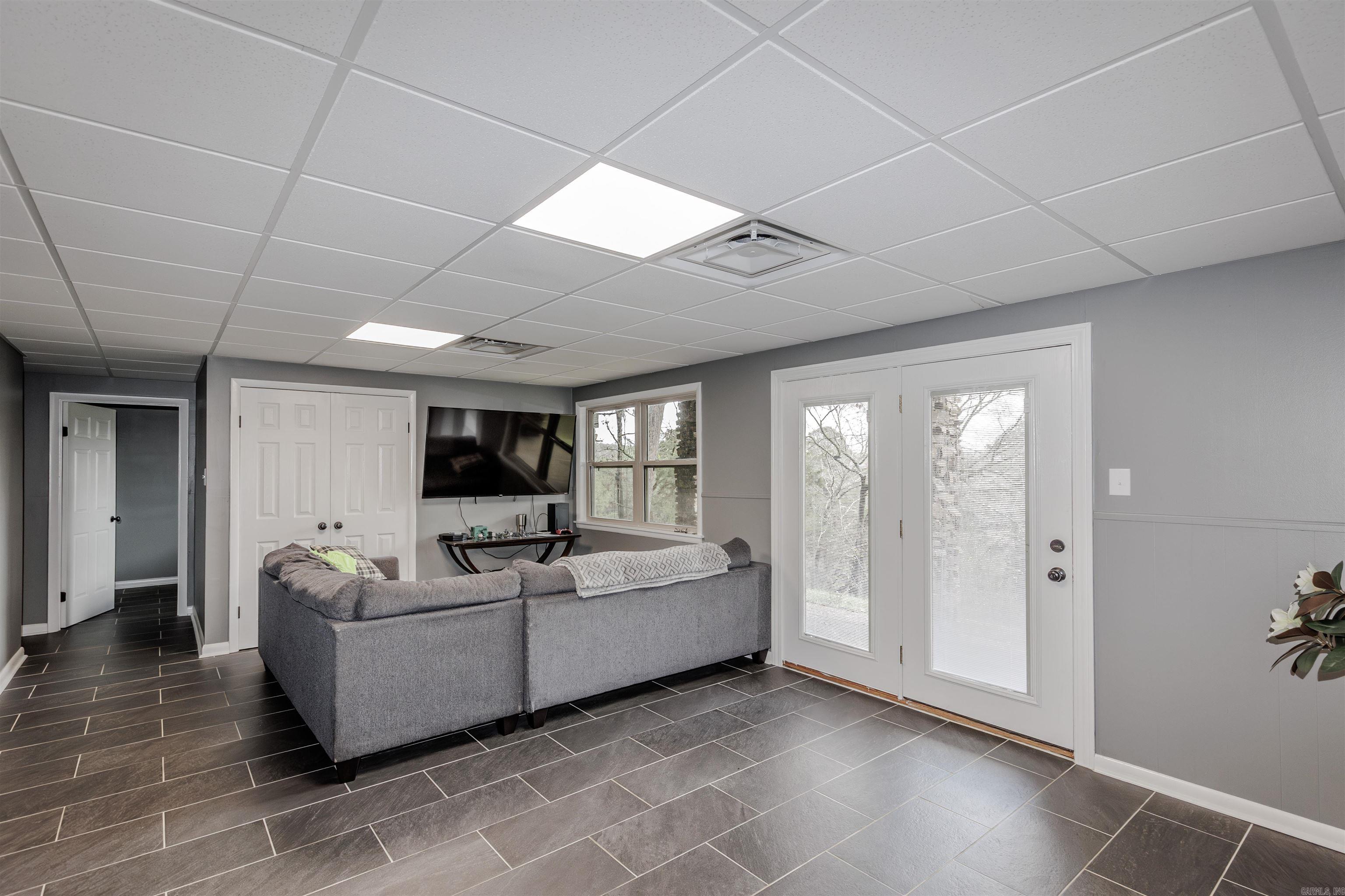 Perryville City Acerage - Residential