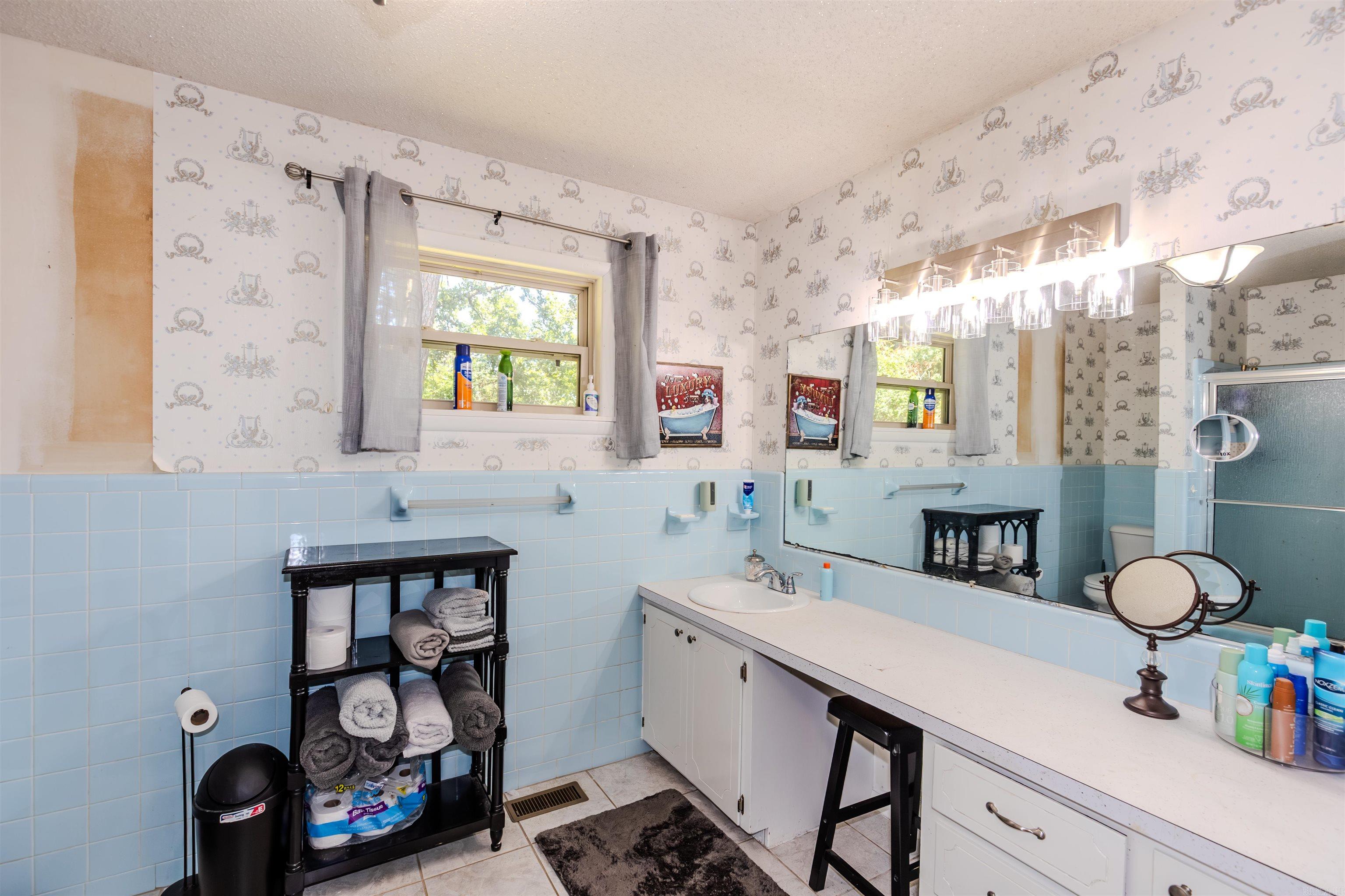 Perryville City Acerage - Residential