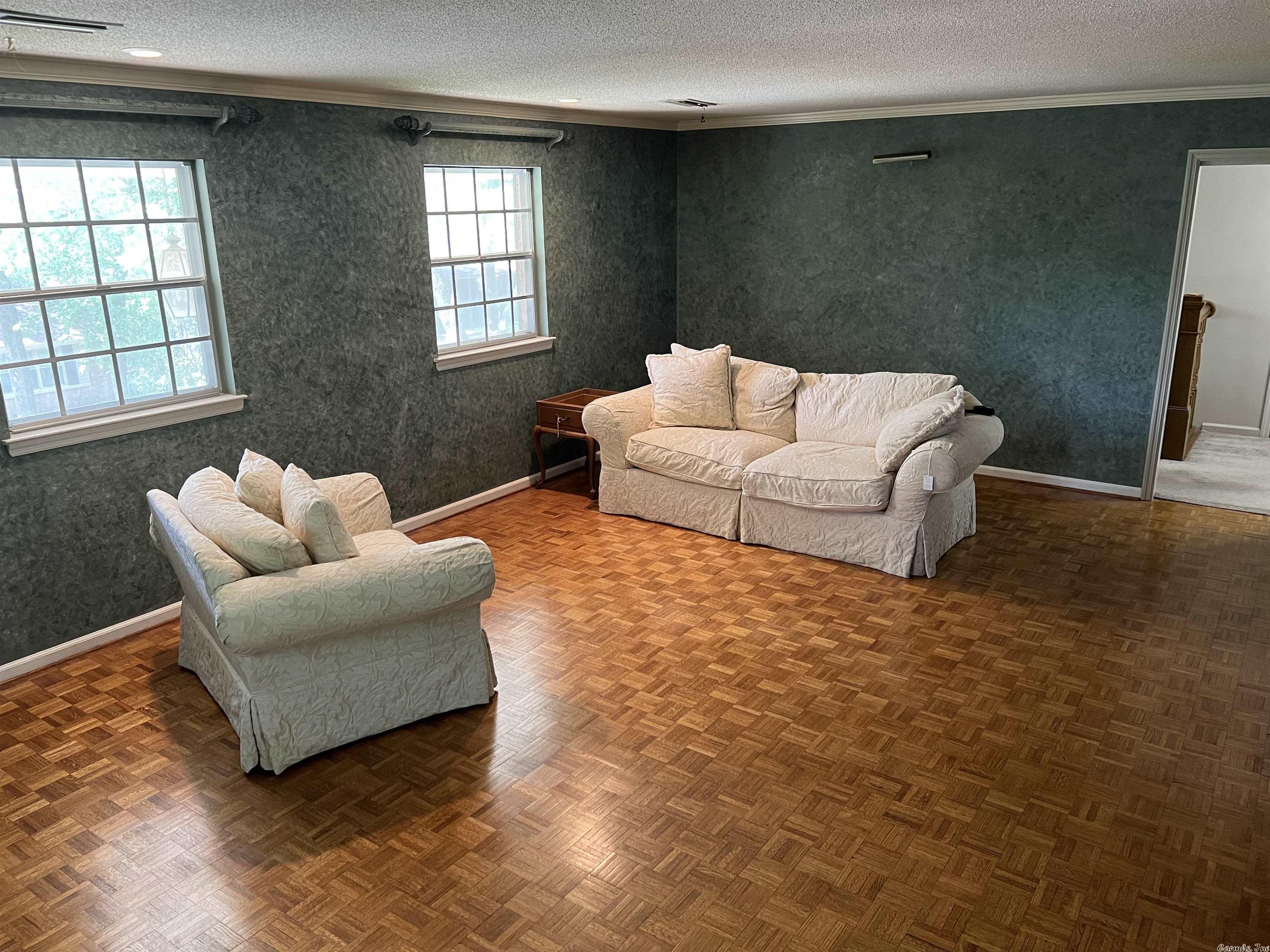 KAYLIN HILLS - Residential