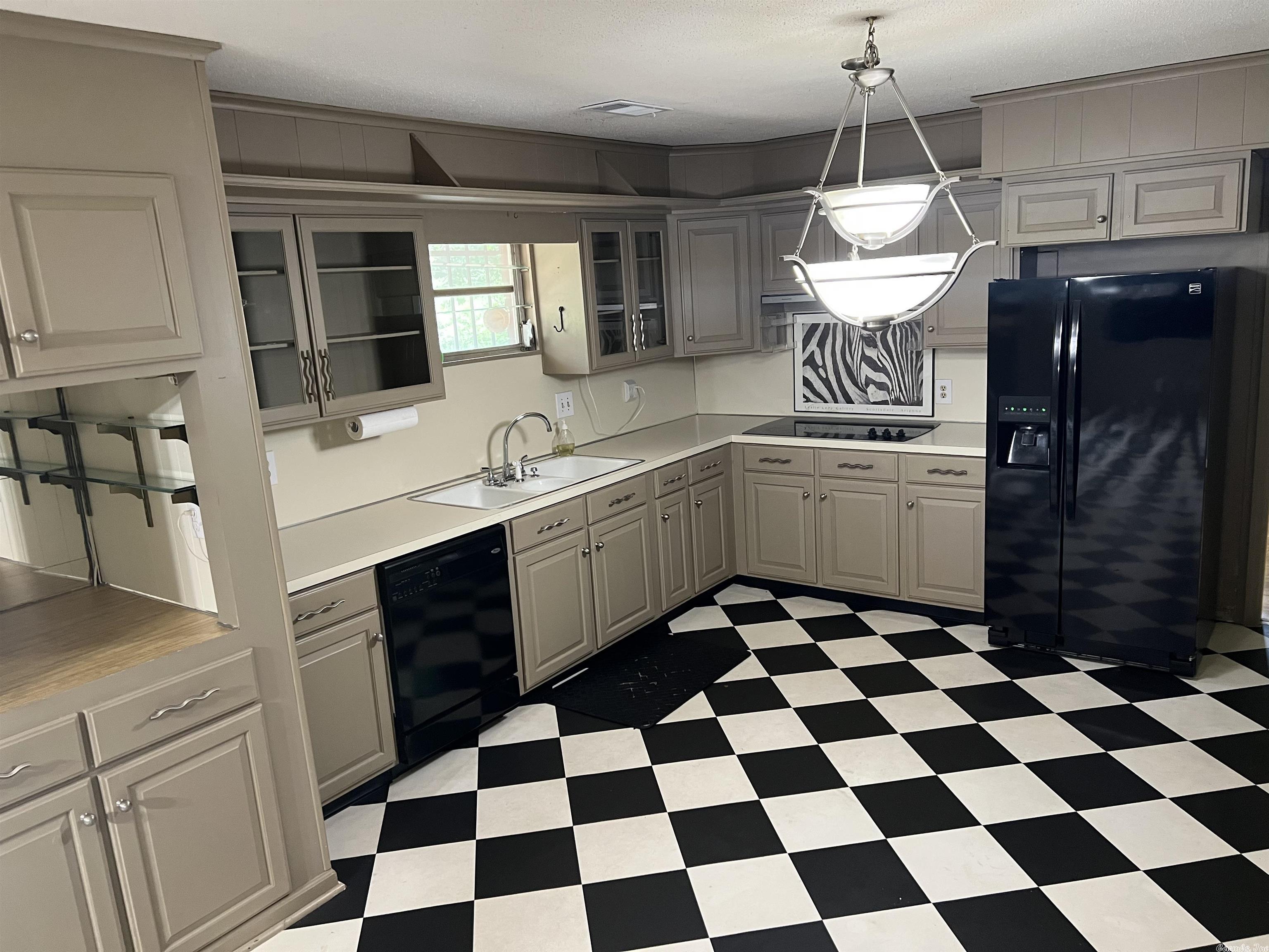 KAYLIN HILLS - Residential