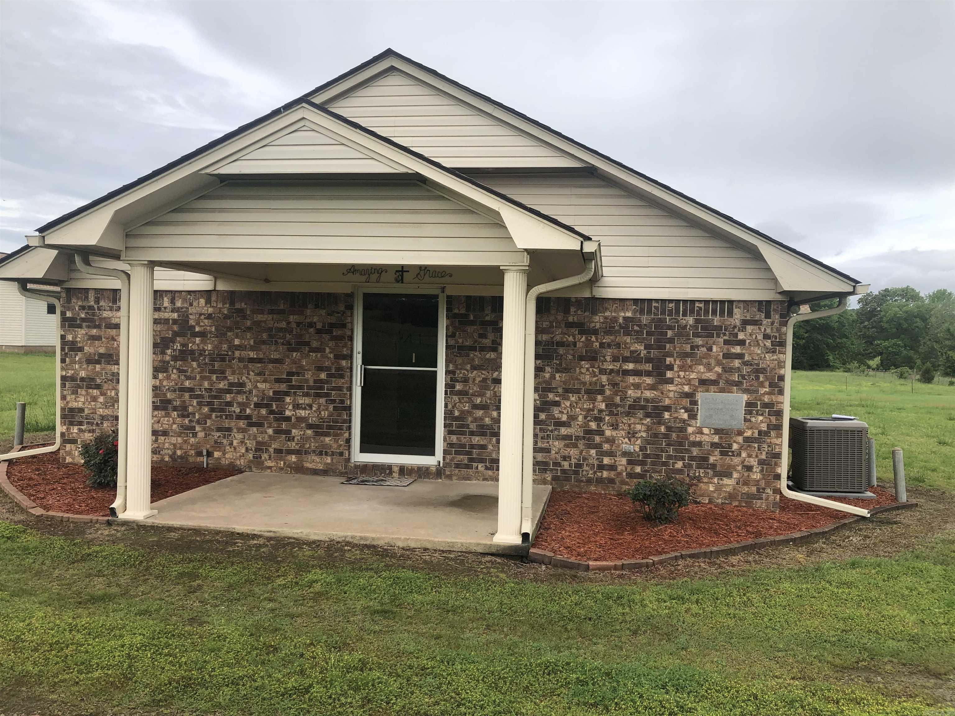 Metes & Bounds - Commercial Sale