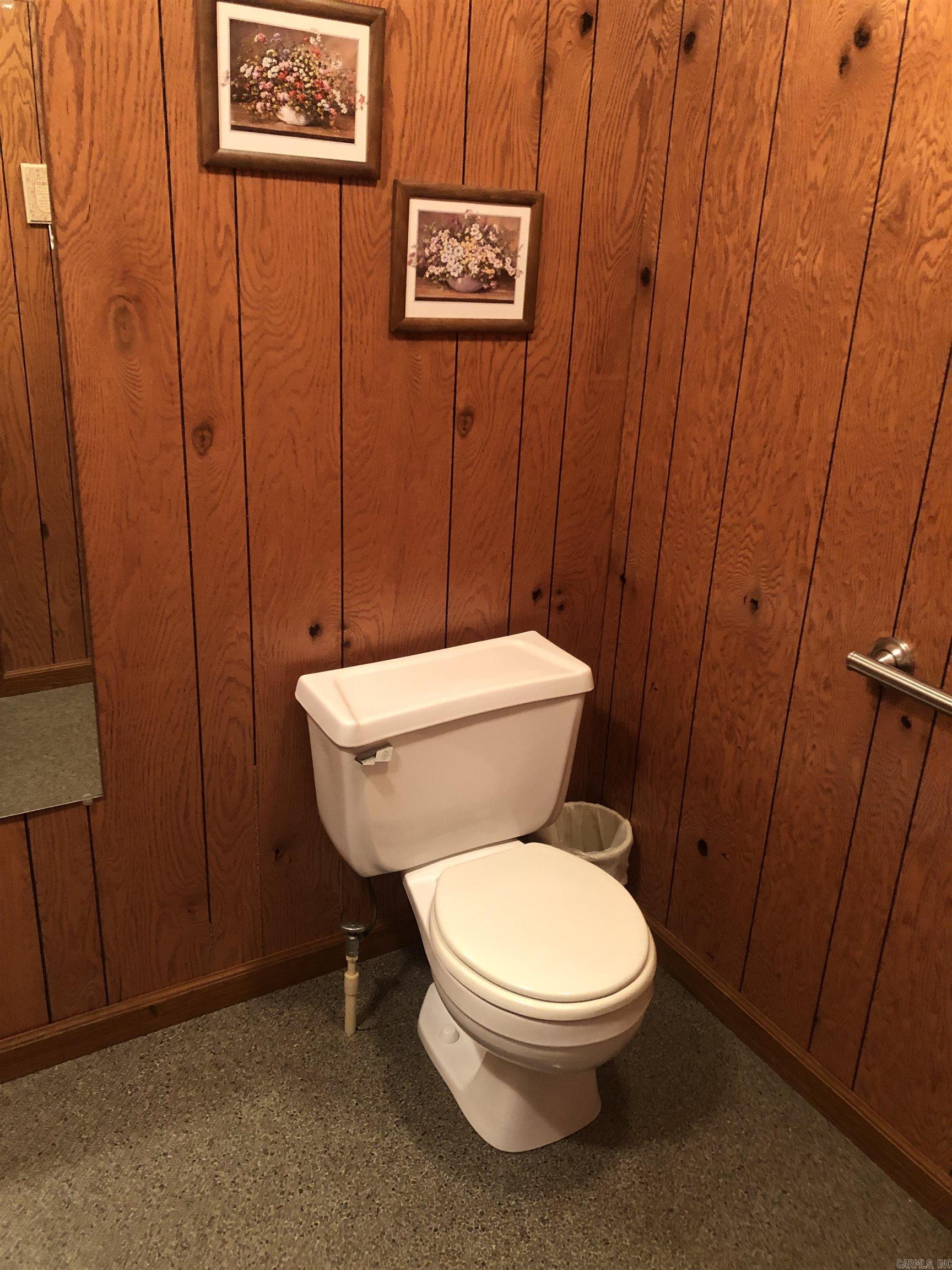 Metes & Bounds - Commercial Sale