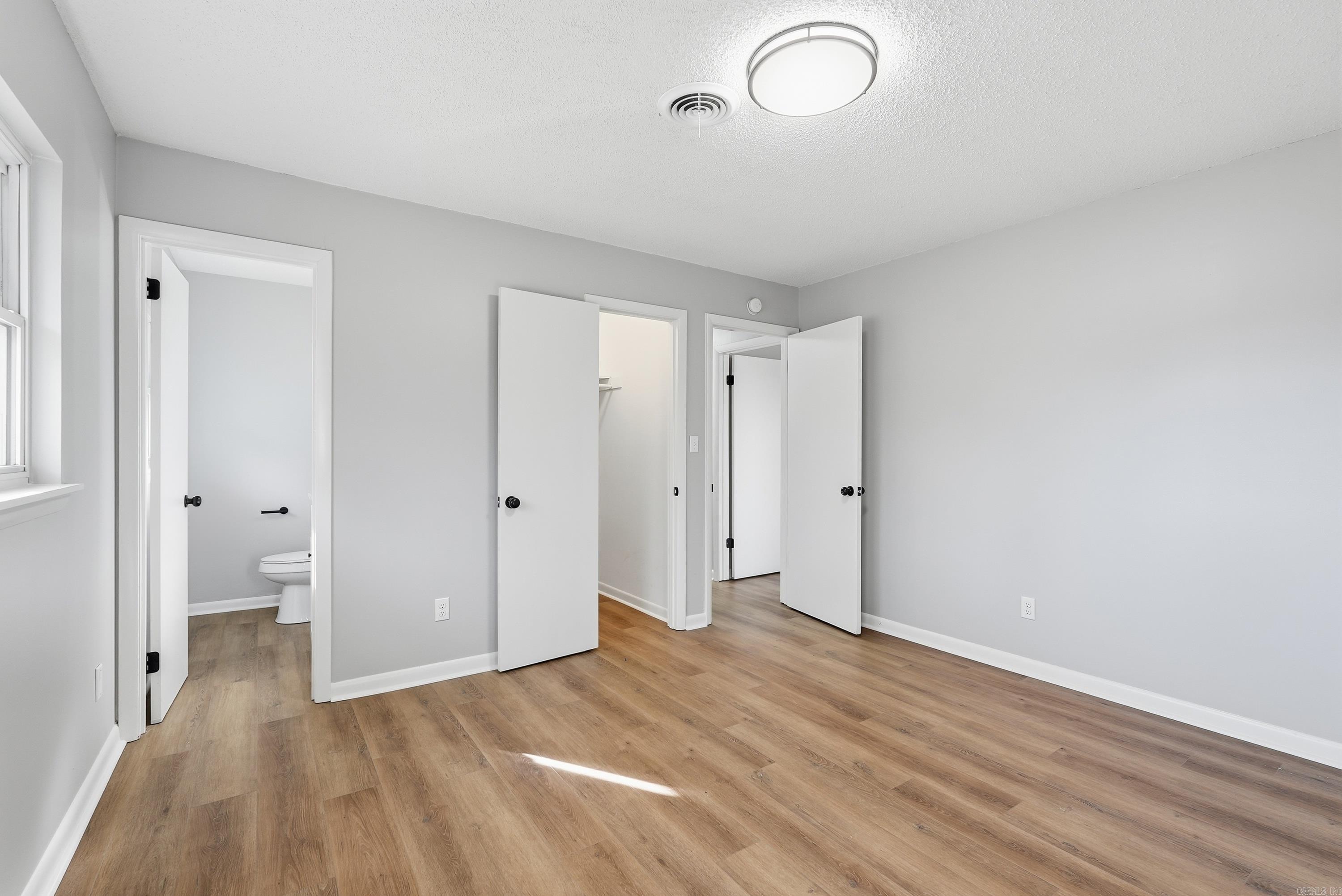 FAIRVIEW ESTATES - Residential