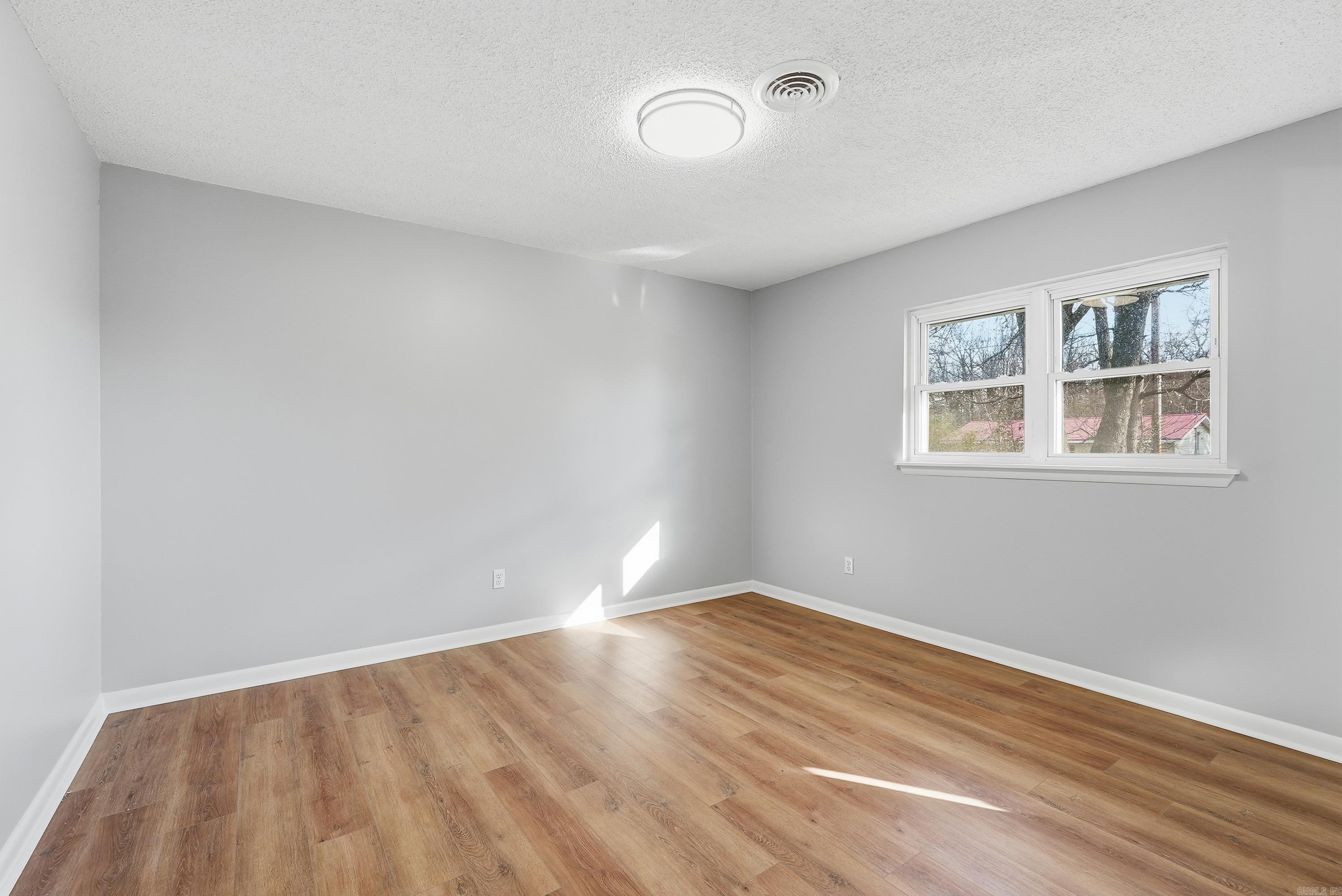 FAIRVIEW ESTATES - Residential