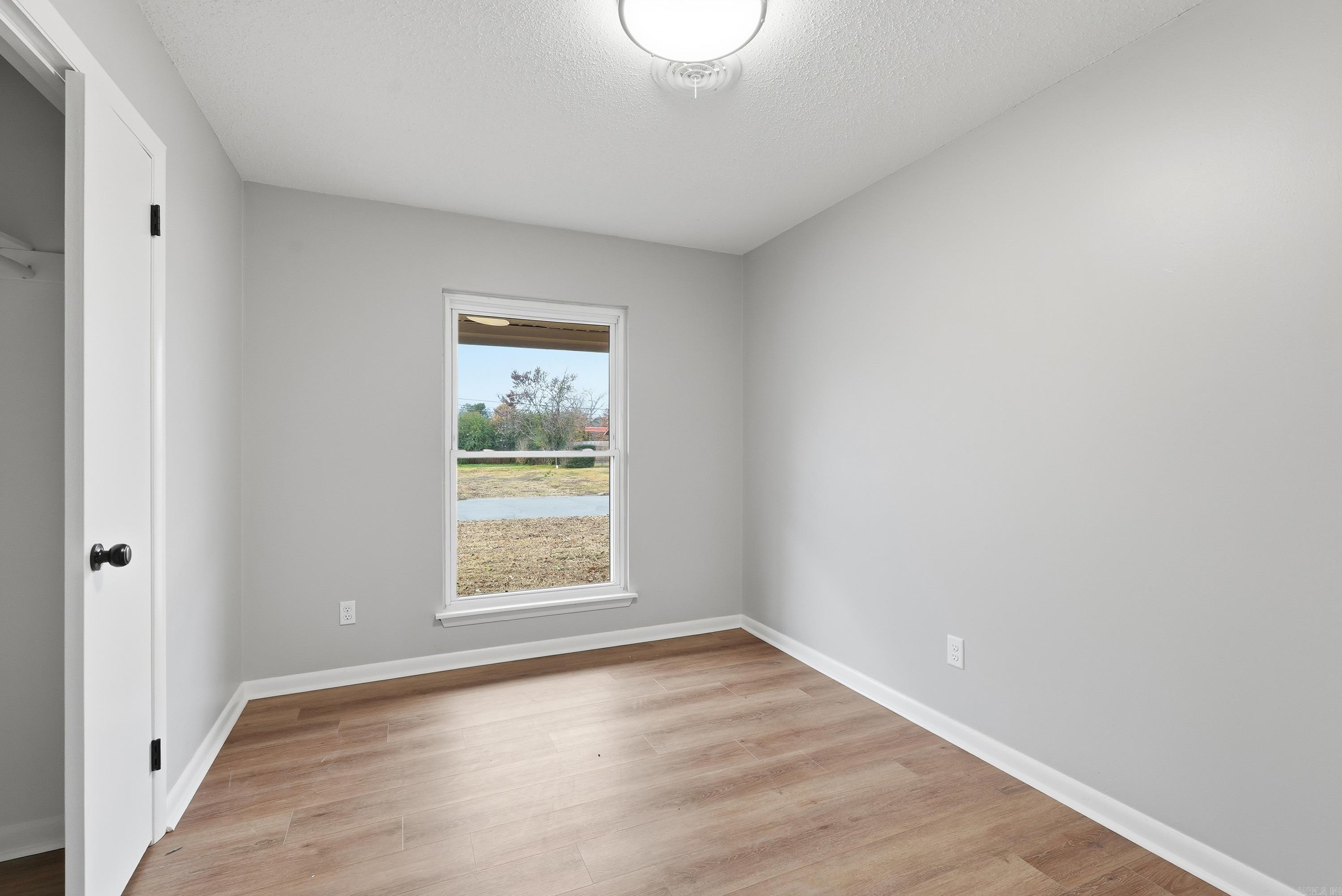 FAIRVIEW ESTATES - Residential