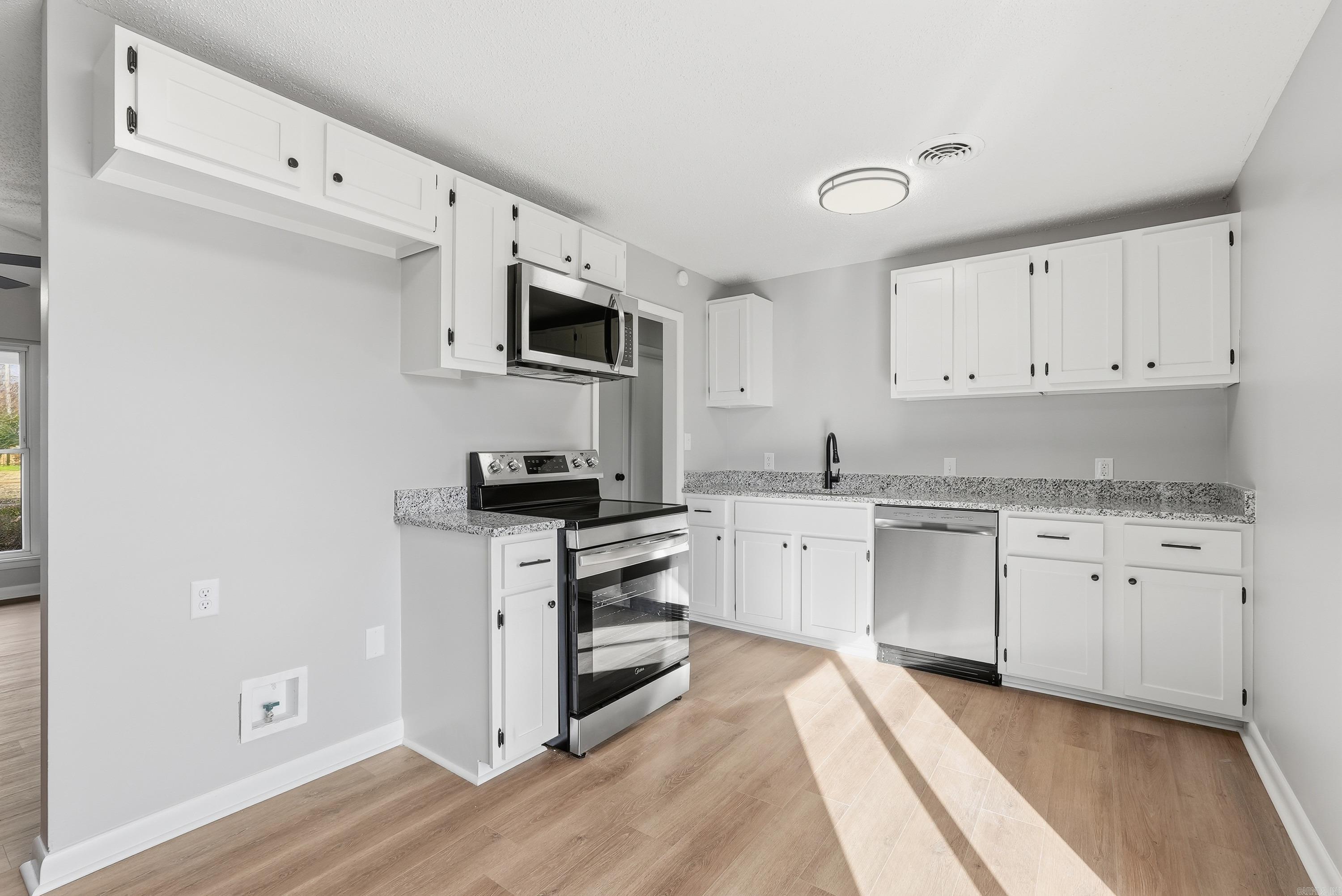 FAIRVIEW ESTATES - Residential