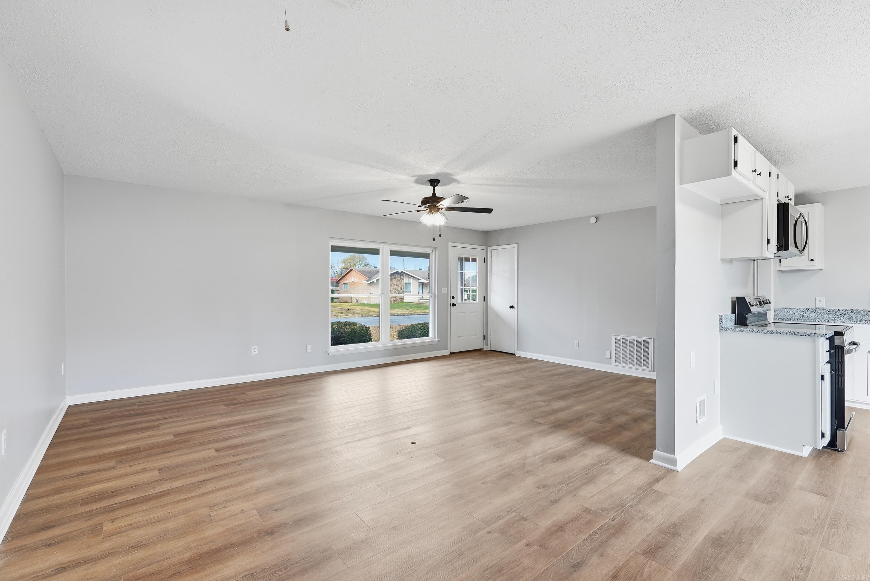 FAIRVIEW ESTATES - Residential