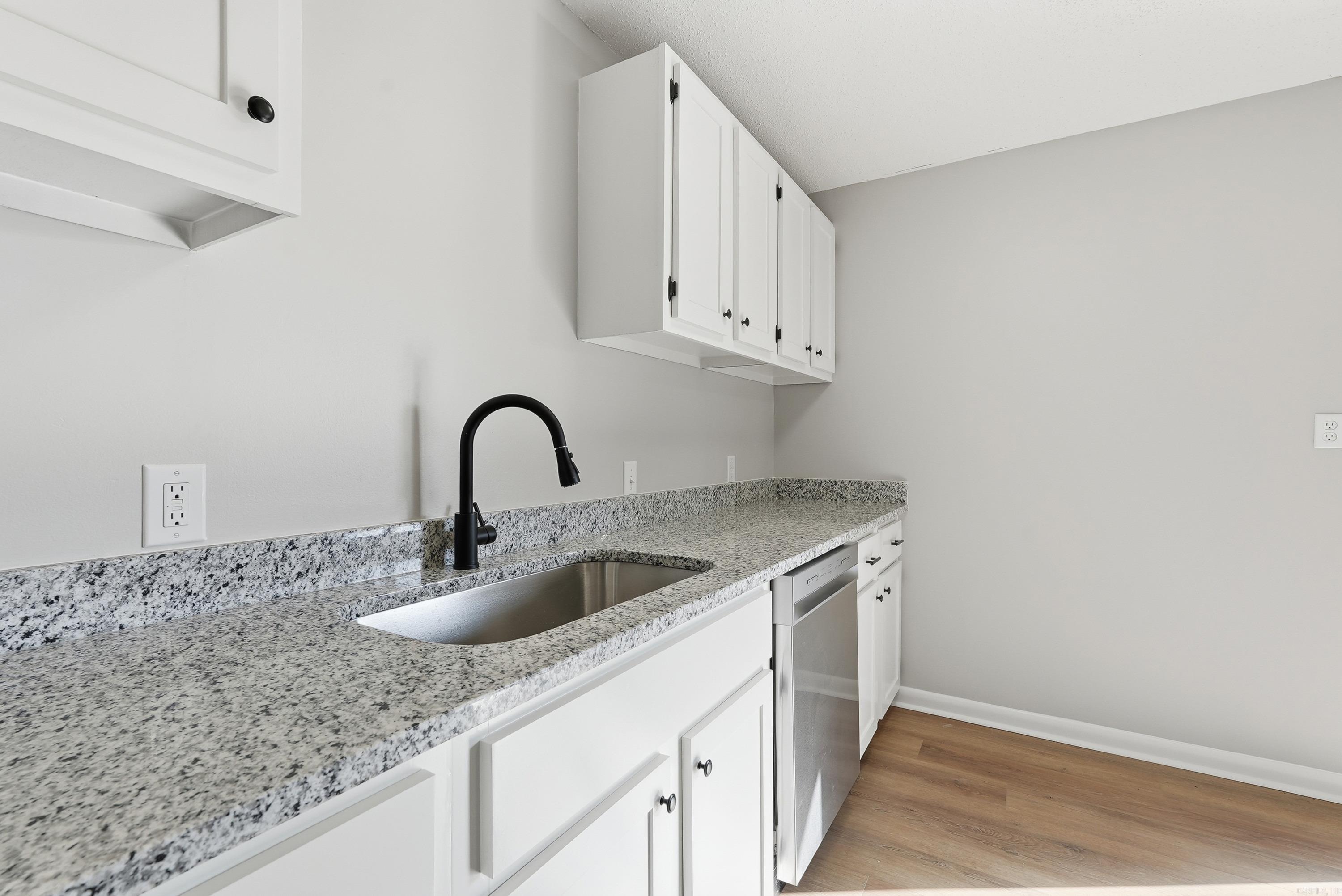 FAIRVIEW ESTATES - Residential