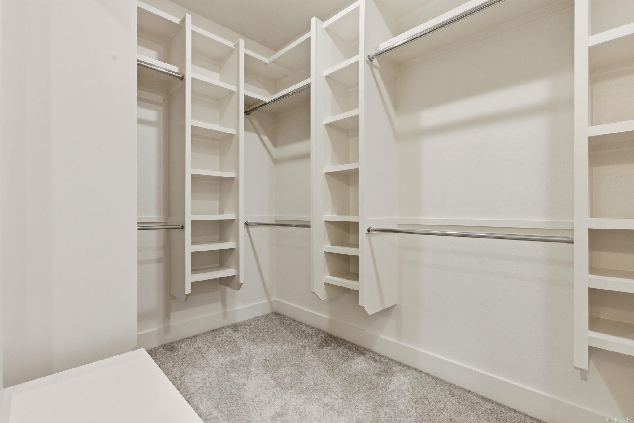 CREEKSIDE - Residential