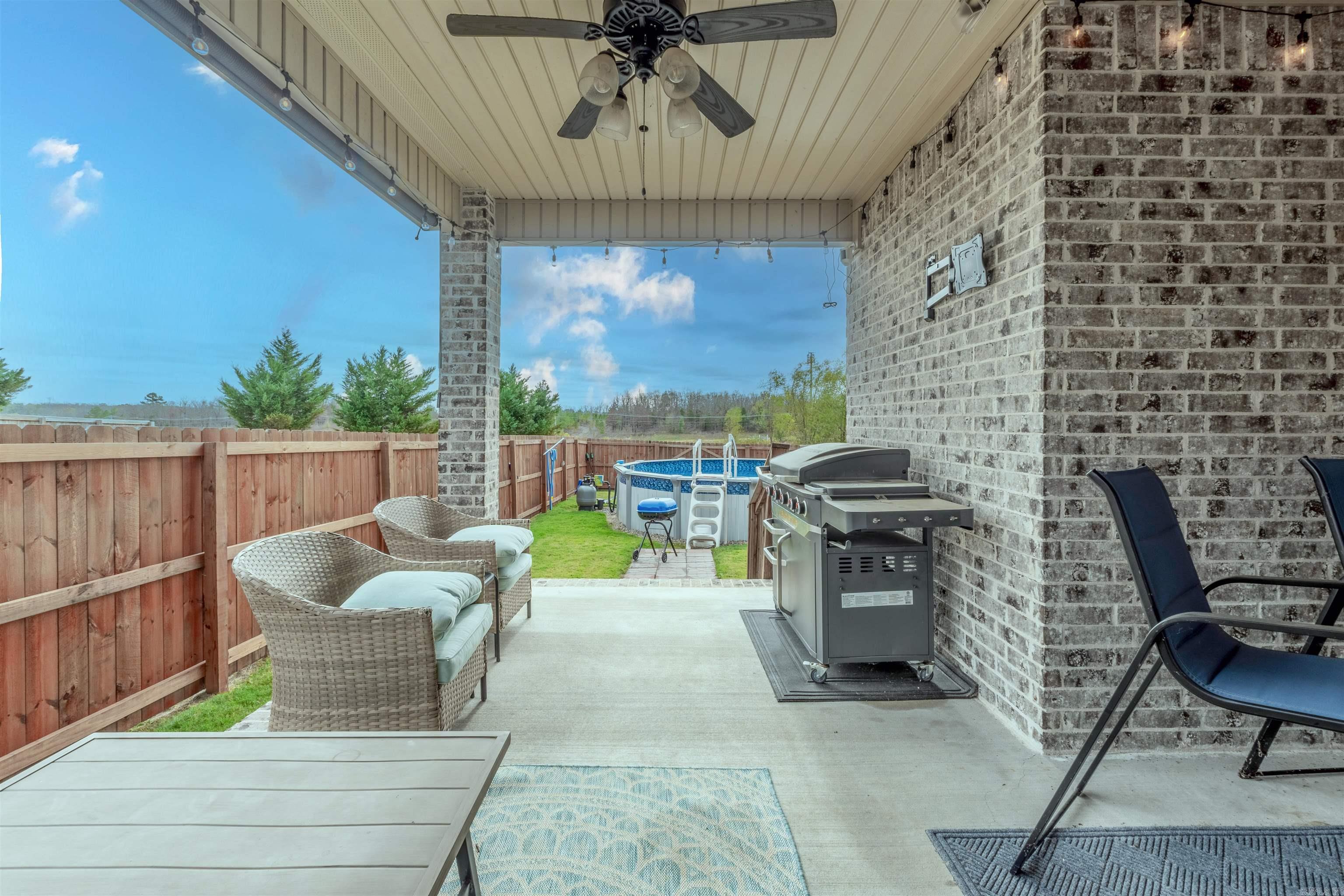 Wandering Ridge - Residential