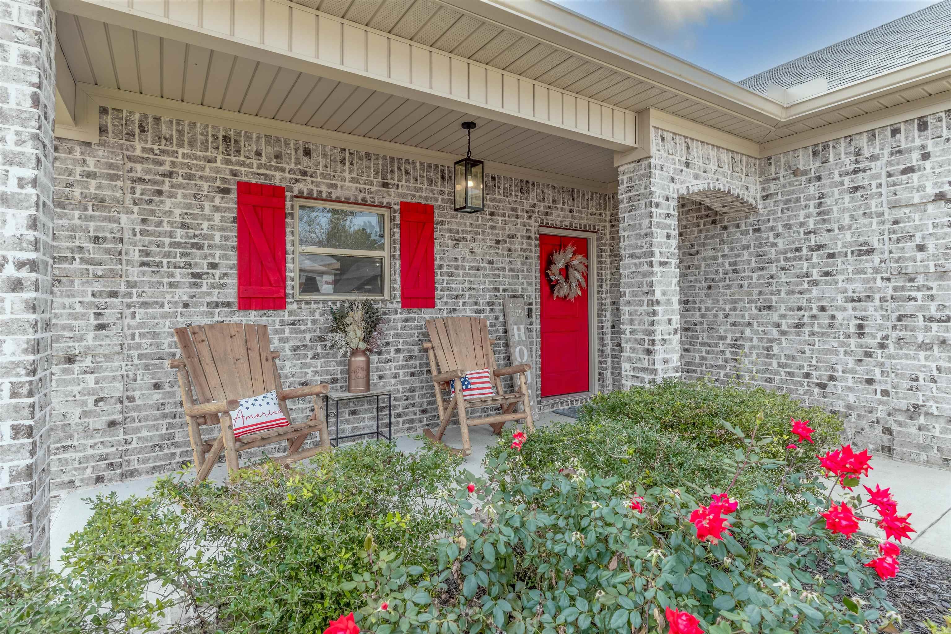 Wandering Ridge - Residential