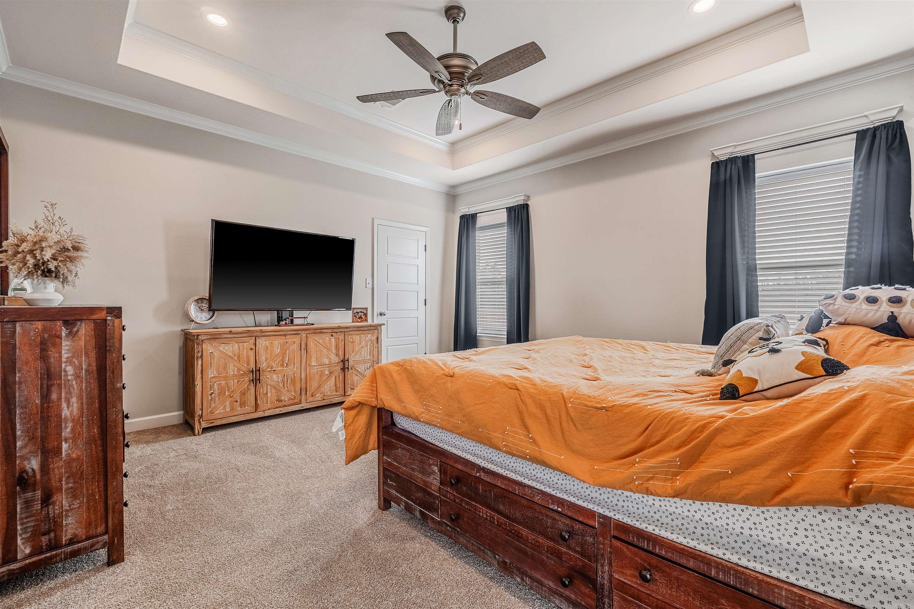 Wandering Ridge - Residential