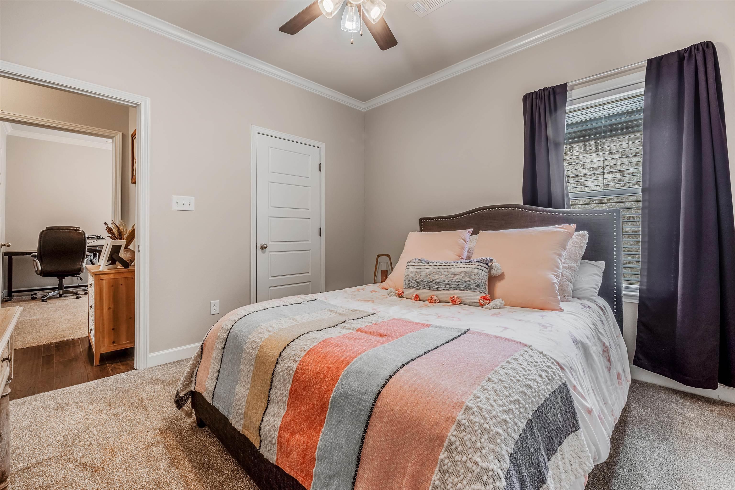 Wandering Ridge - Residential