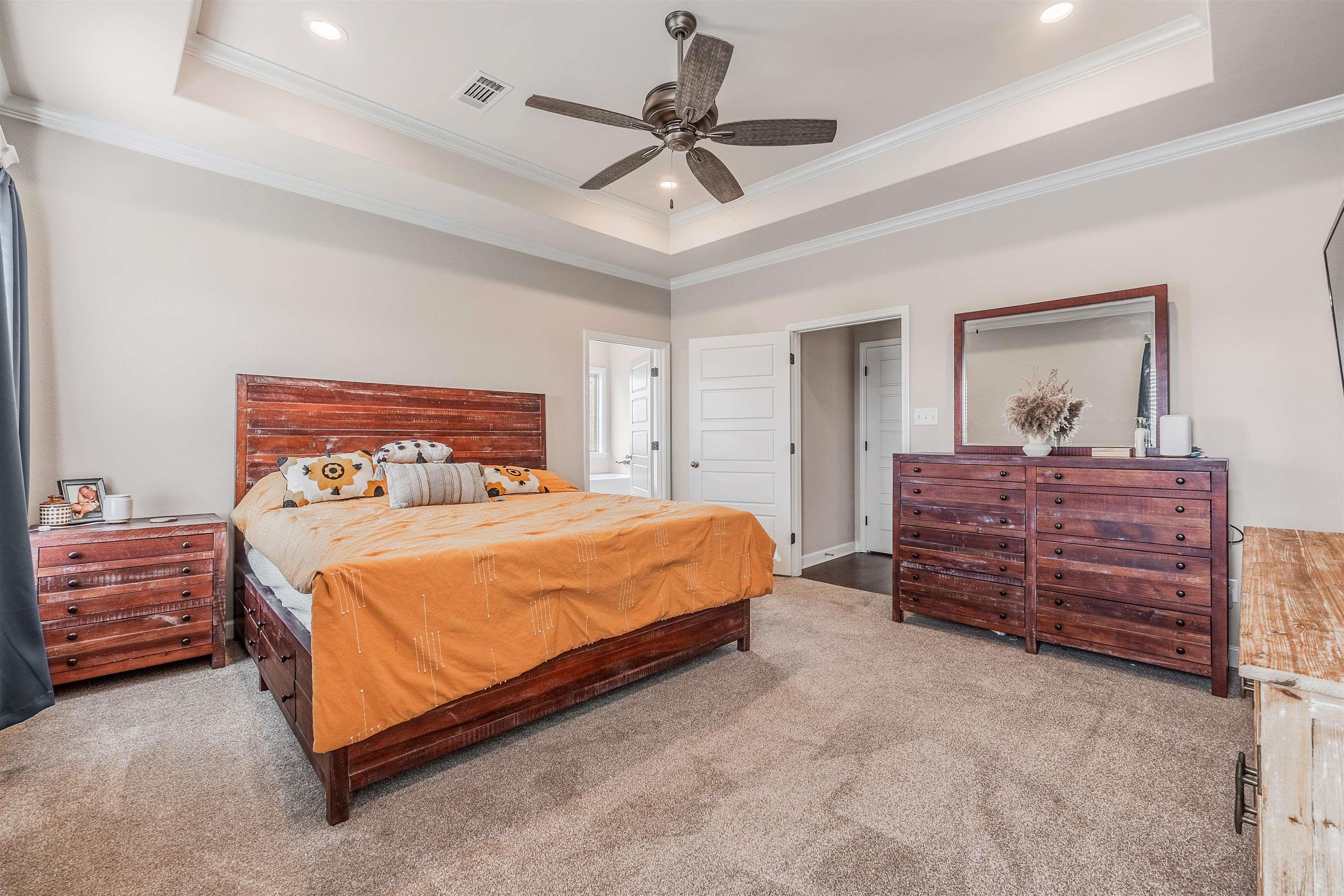 Wandering Ridge - Residential