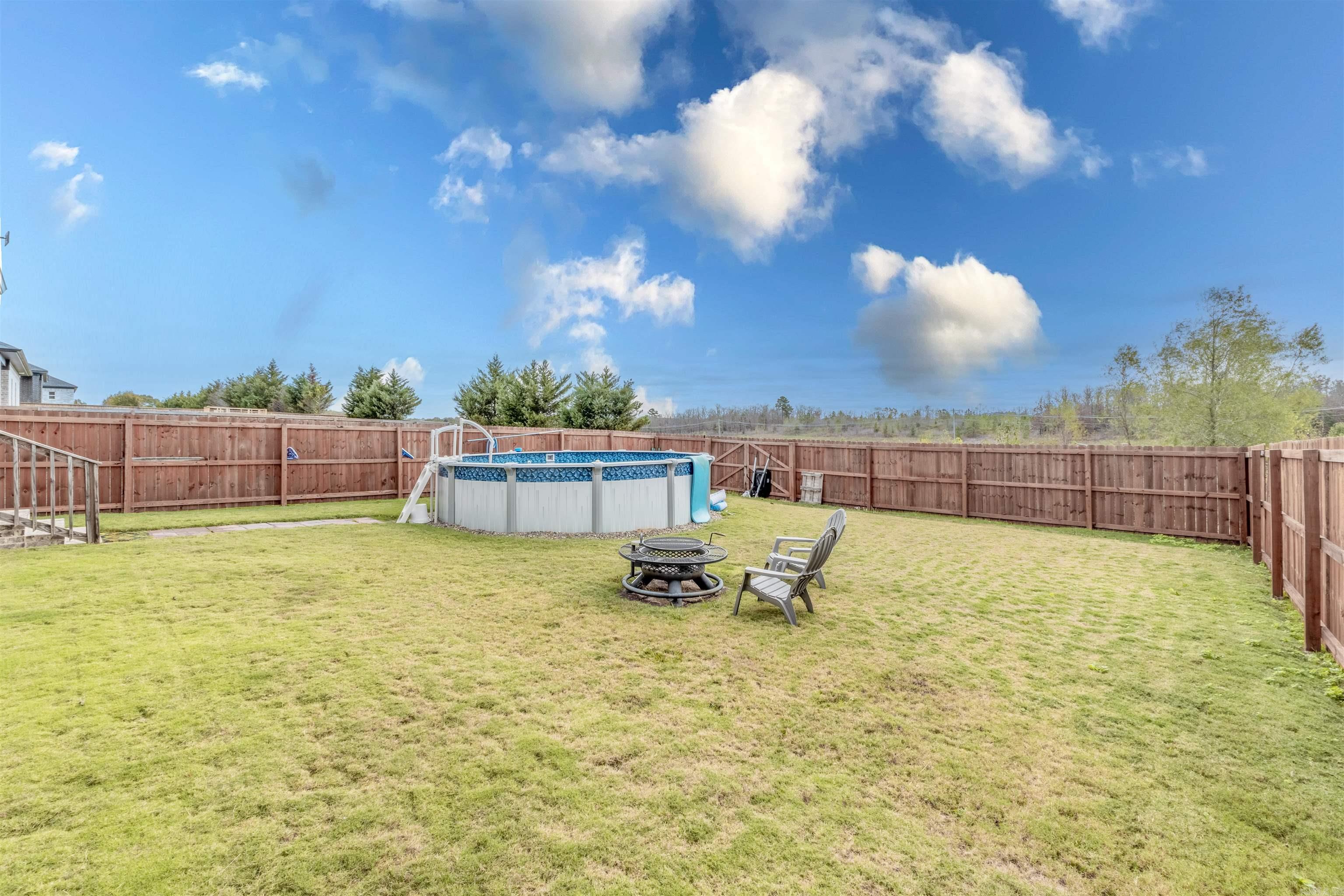 Wandering Ridge - Residential