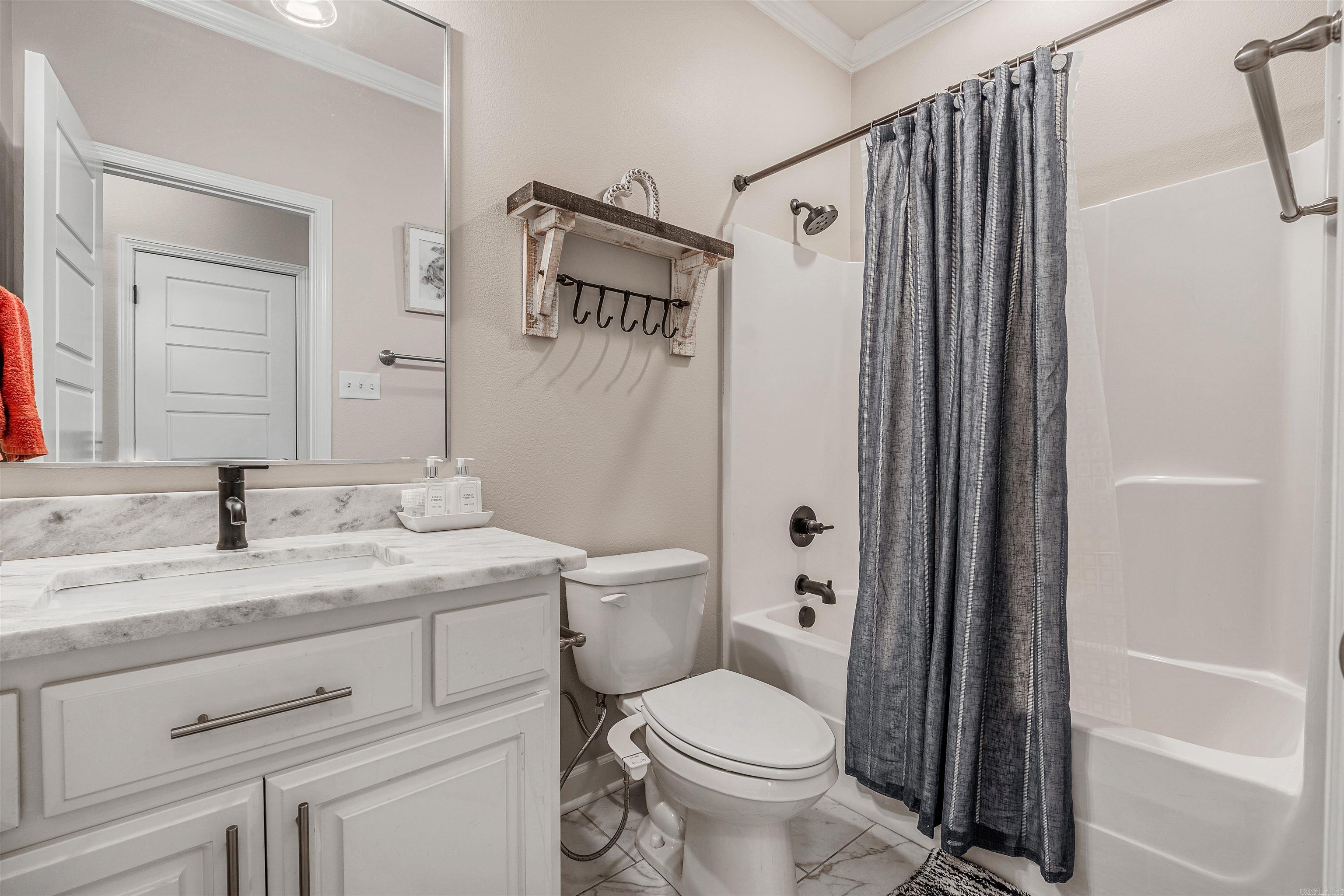 Wandering Ridge - Residential