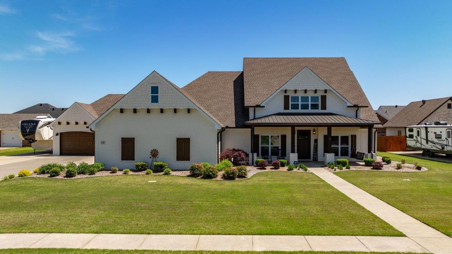 UNDER CONTRACT BEFORE LISTED.