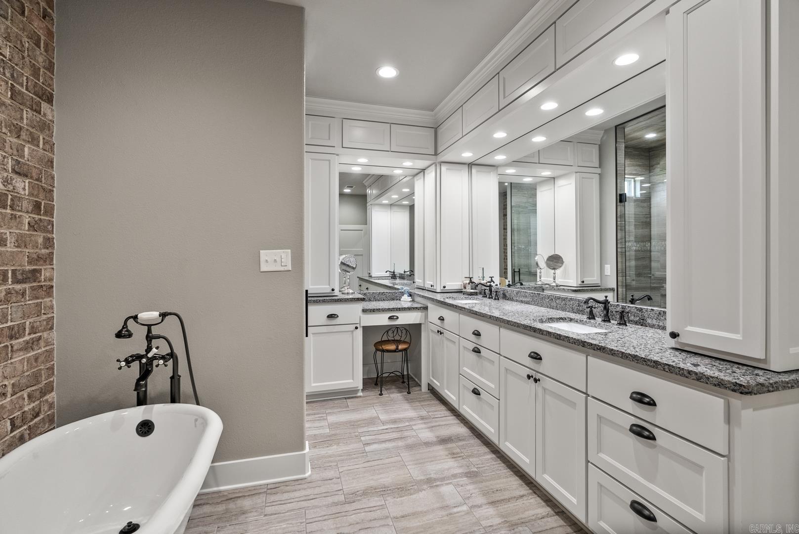 Quail Hollow - Residential