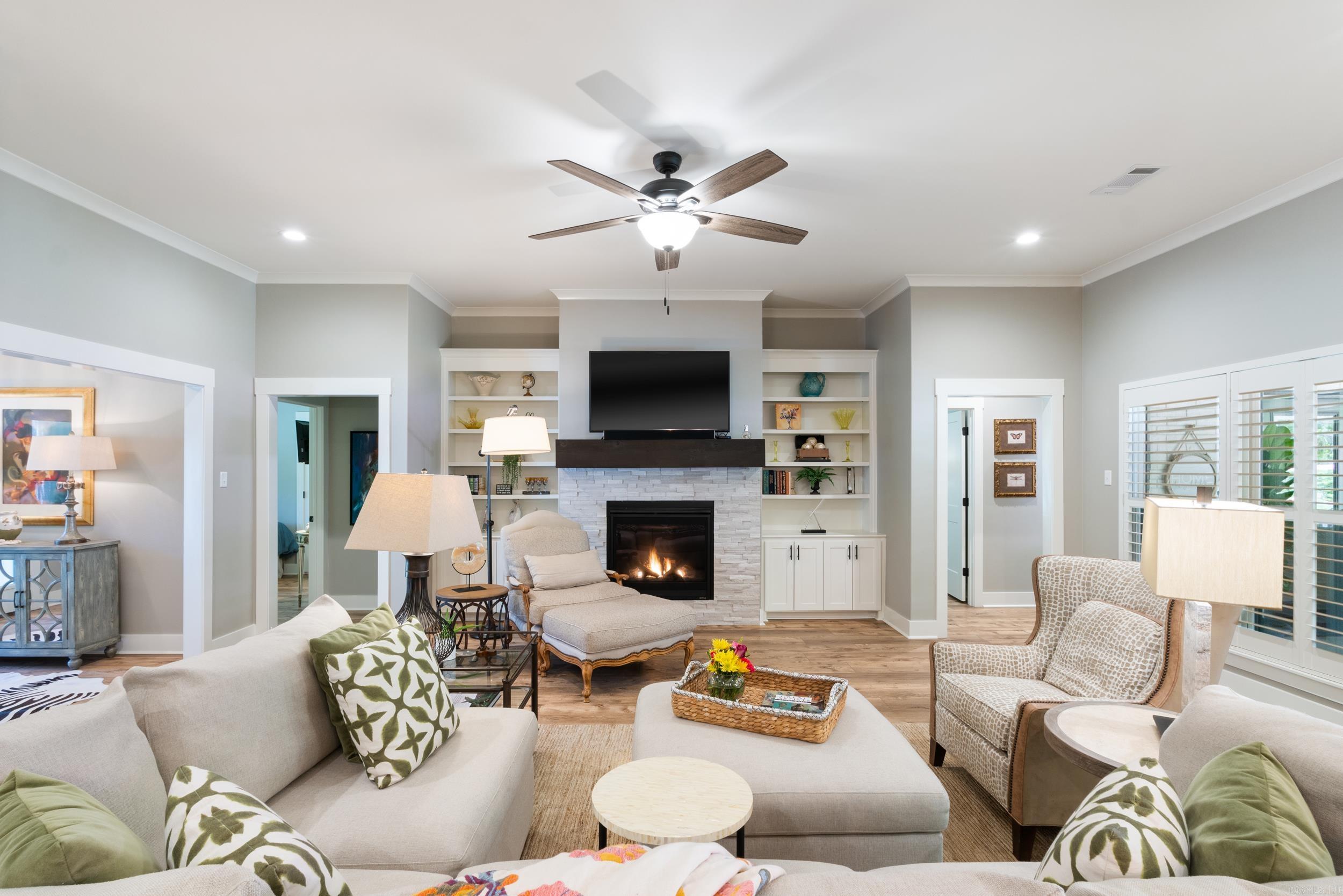 ARBORVINE ESTATES - Residential