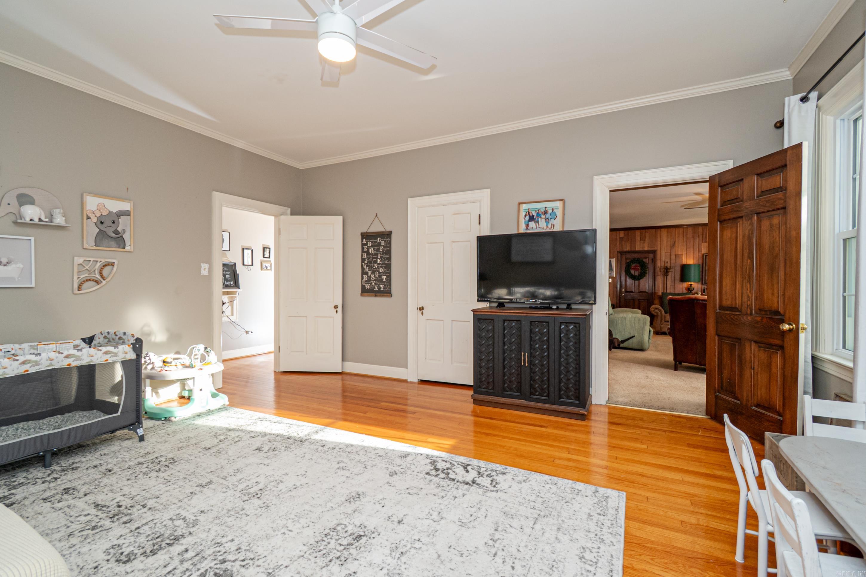 Pershing Heights - Residential