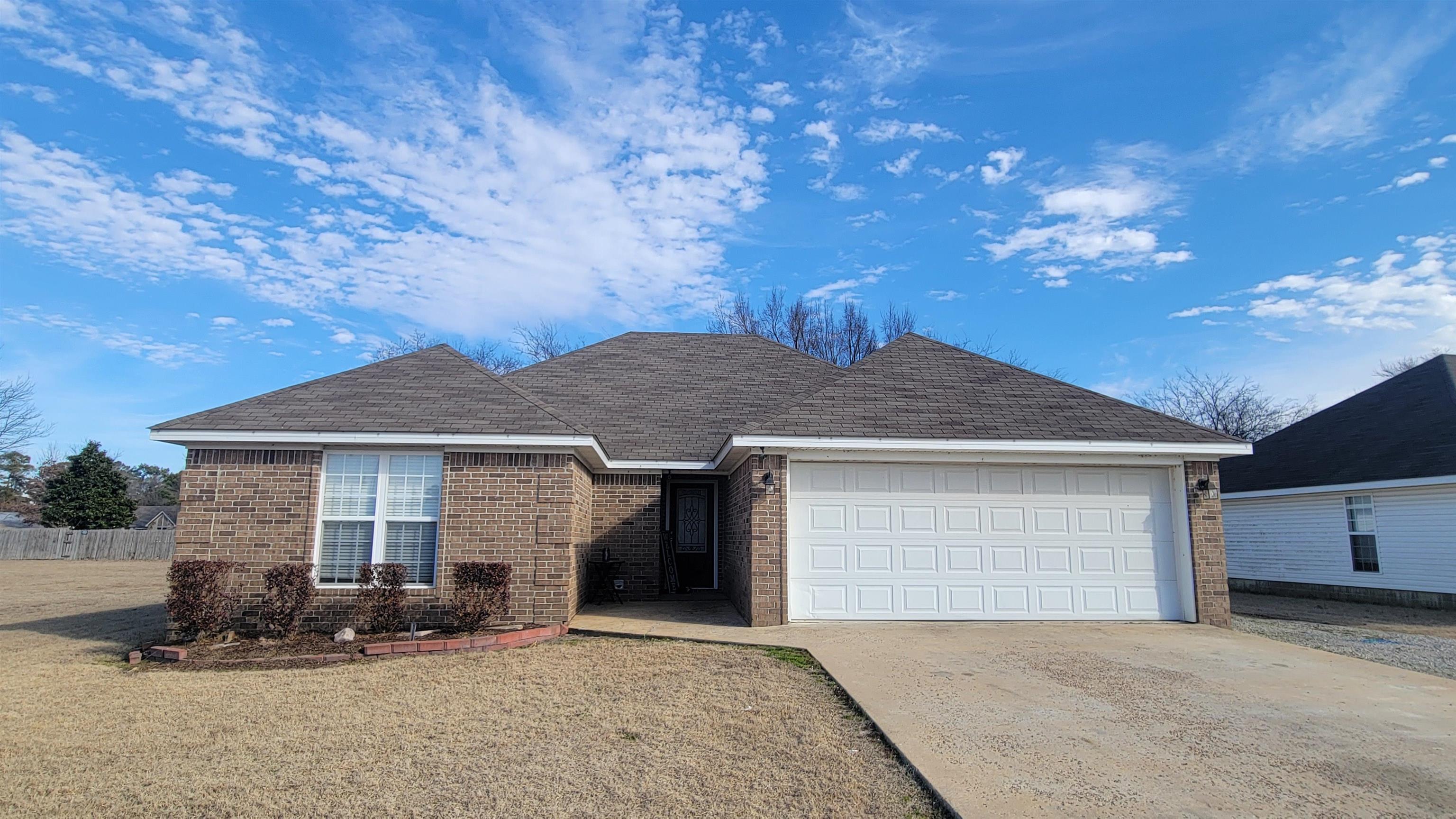 Well maintained home located in Trumann. Acid-stained floors throughout. Three bedrooms, two bathrooms, eat-in kitchen with dining area. Home has been recently painted. Fenced backyard with patio. 2 car garage.