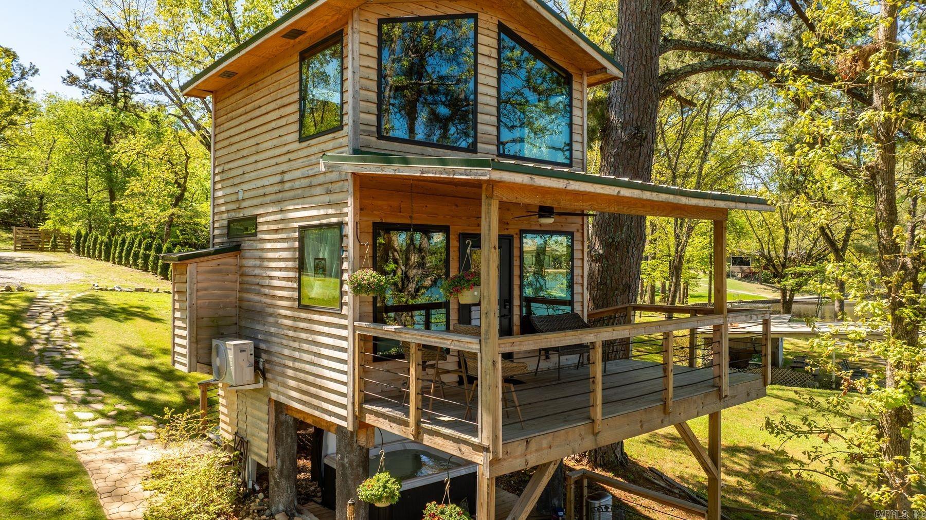 NORTH SHORE - Residential