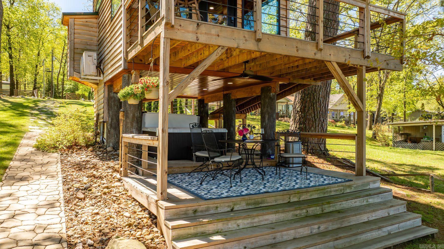 NORTH SHORE - Residential