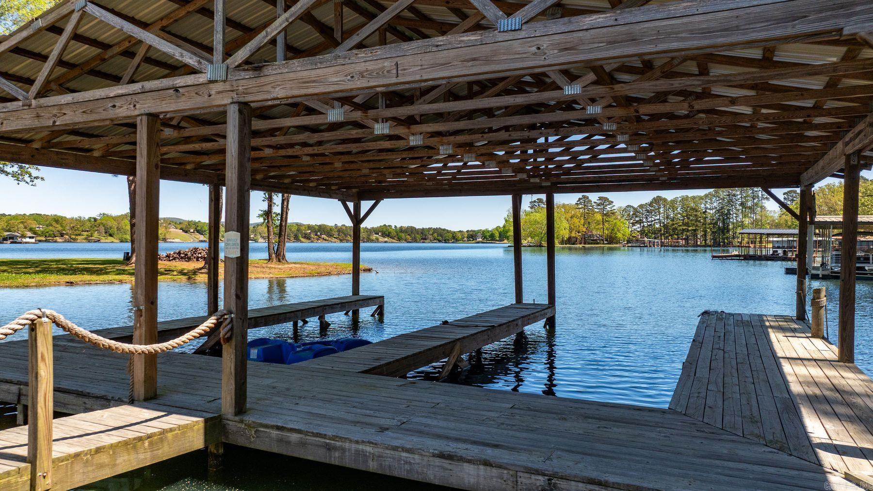 NORTH SHORE - Residential