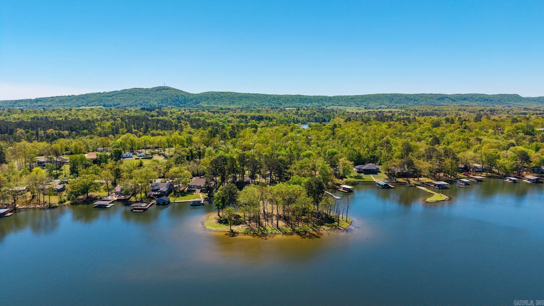 NORTH SHORE - Residential