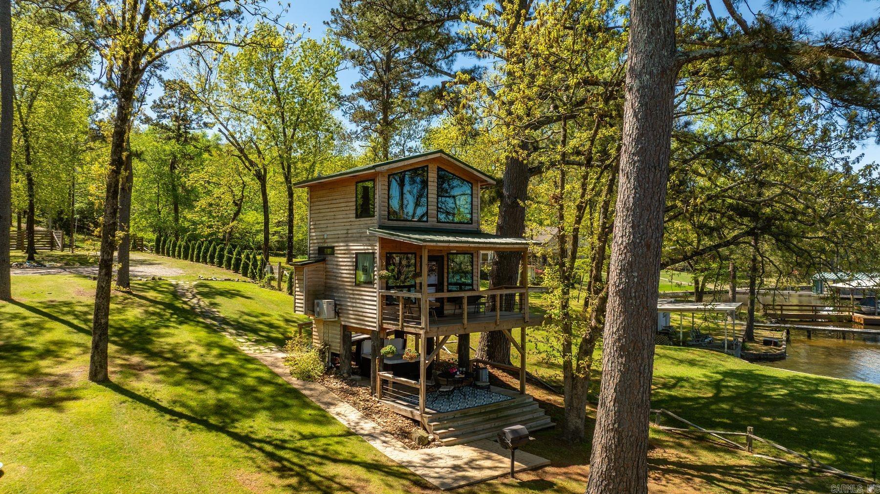 NORTH SHORE - Residential