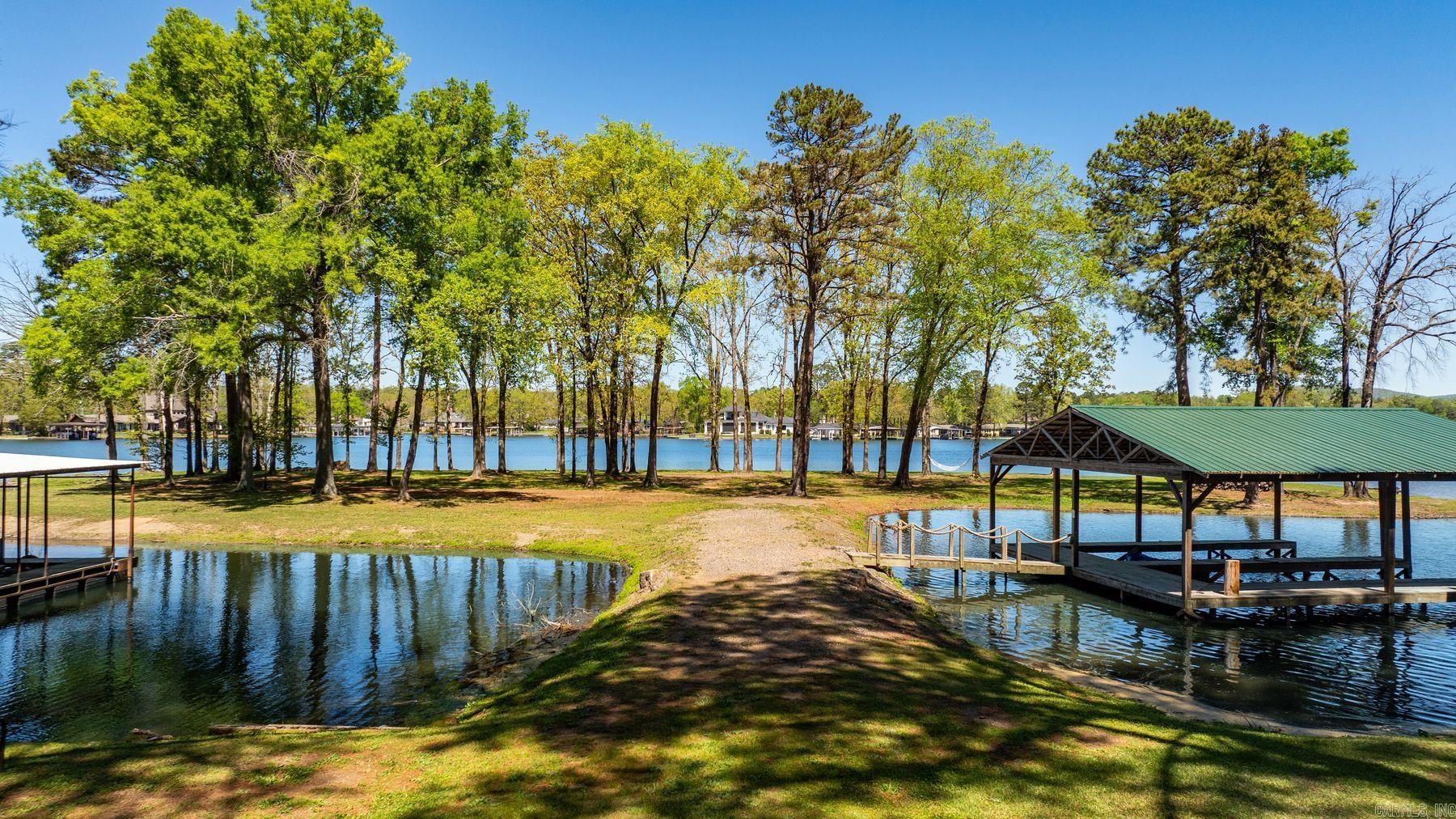 NORTH SHORE - Residential