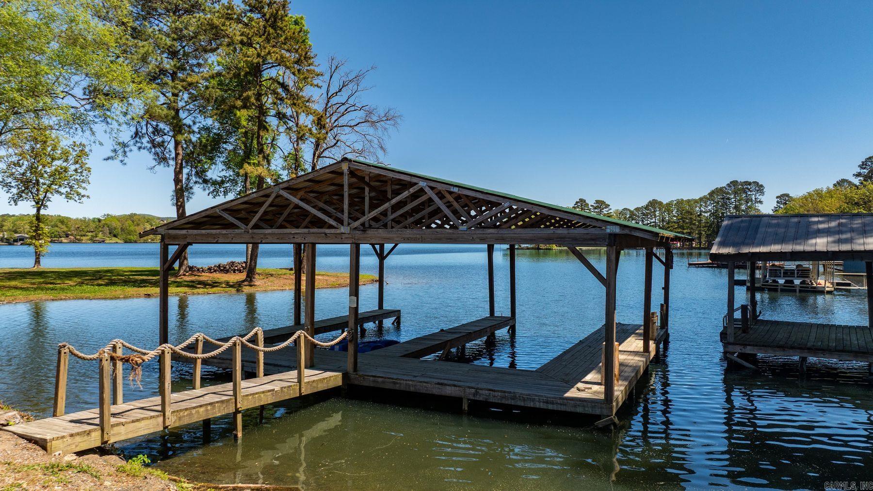 NORTH SHORE - Residential