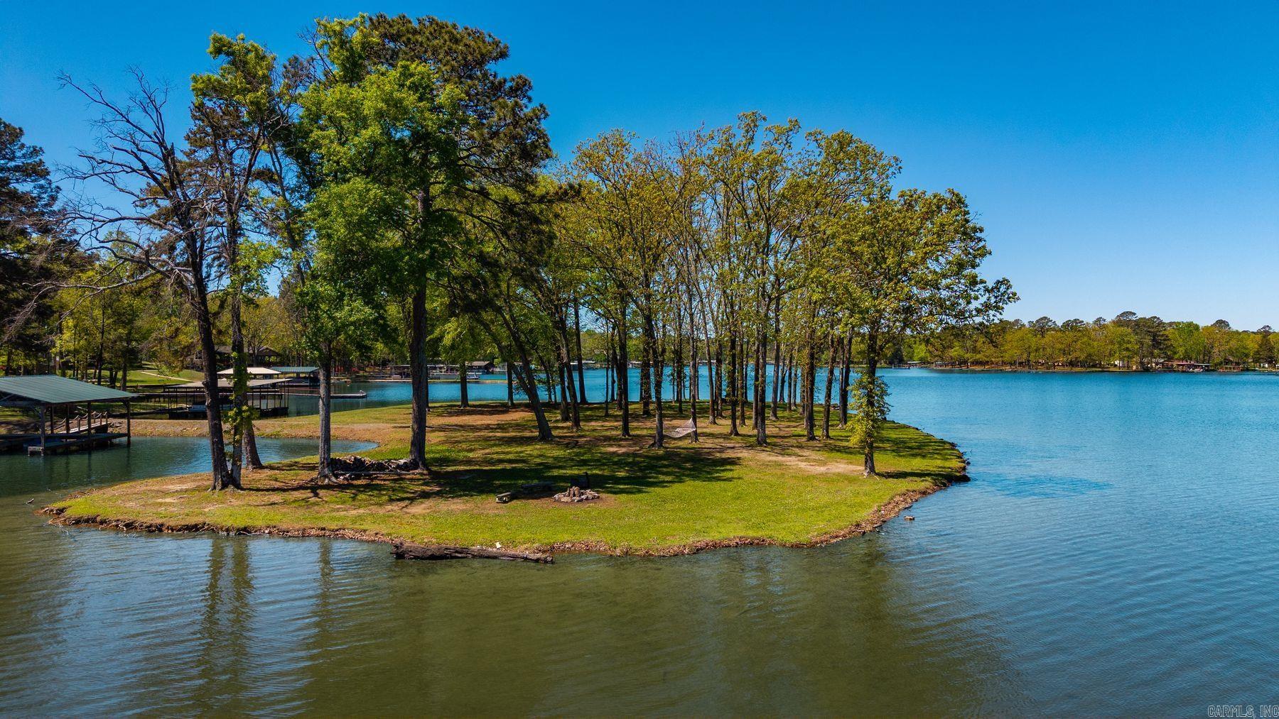 NORTH SHORE - Residential