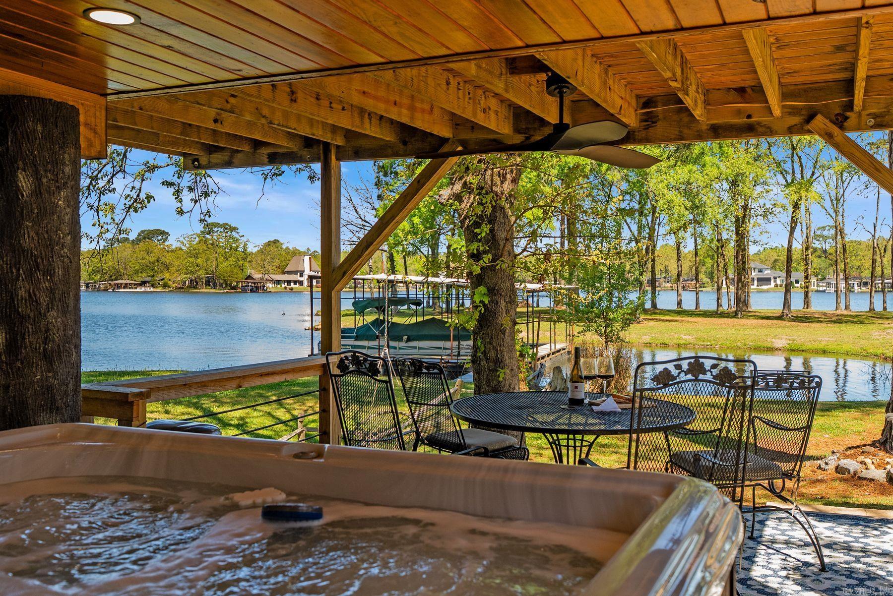 NORTH SHORE - Residential