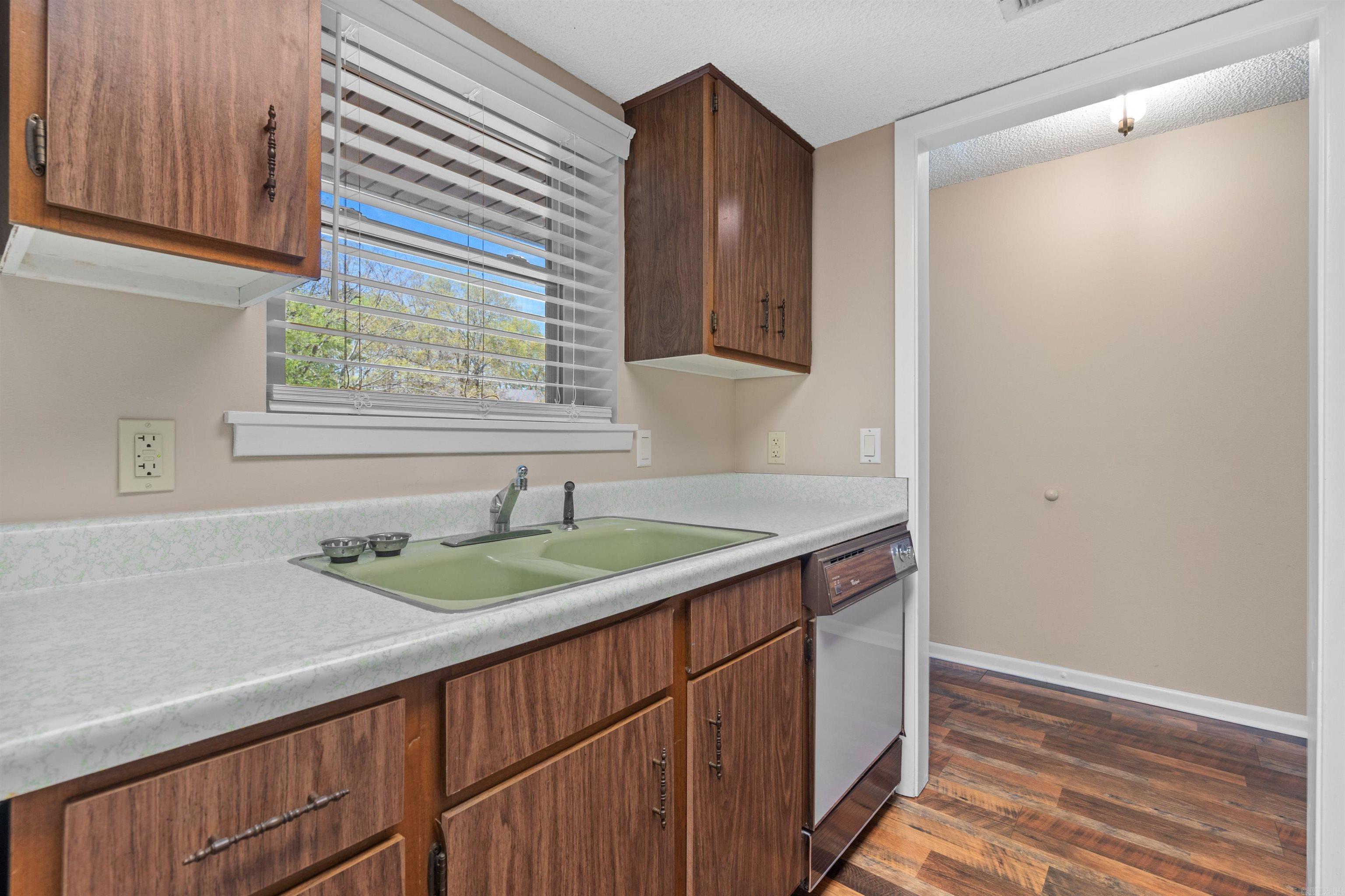 Sutton Place HPR - Residential