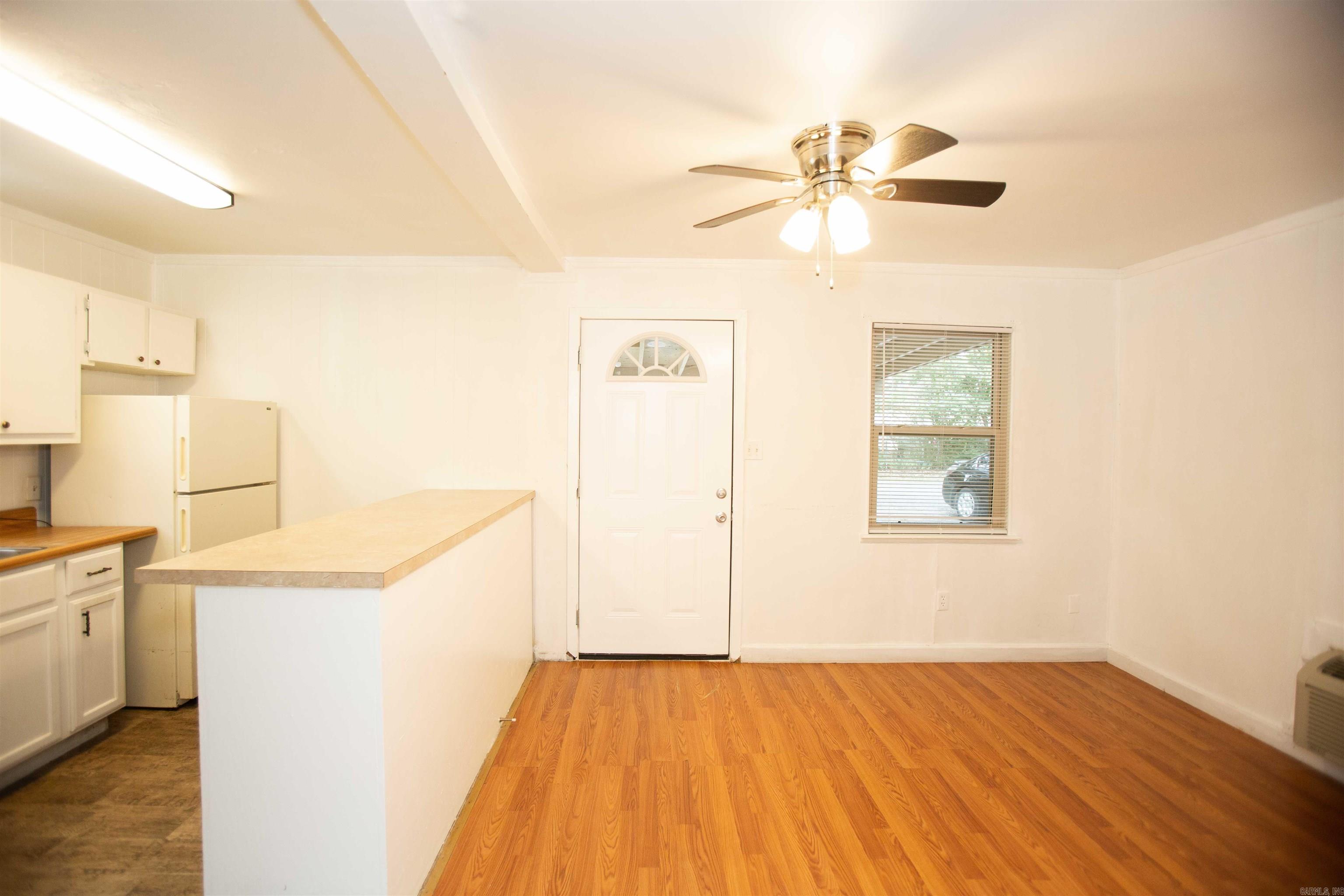 3N-11-28 - Residential Lease