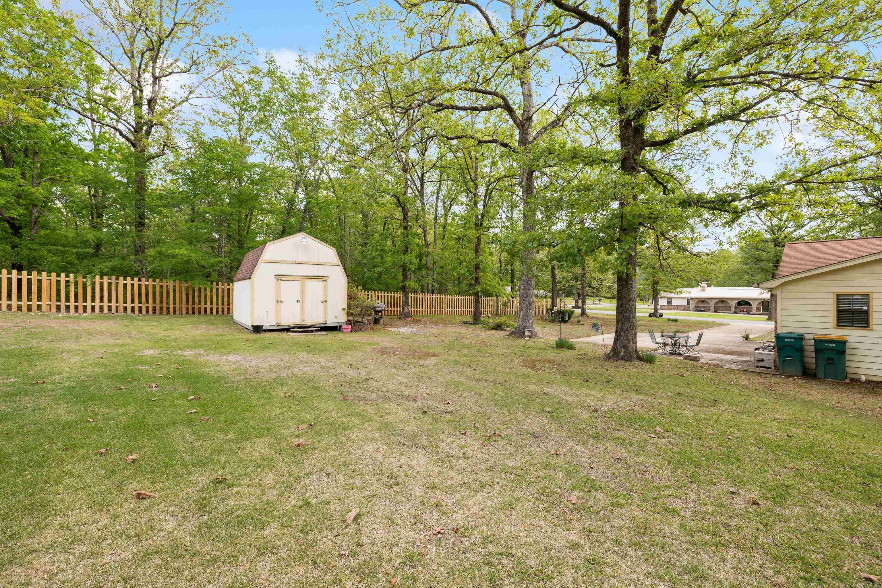 BUGG EDDIE & BERTHA - Residential