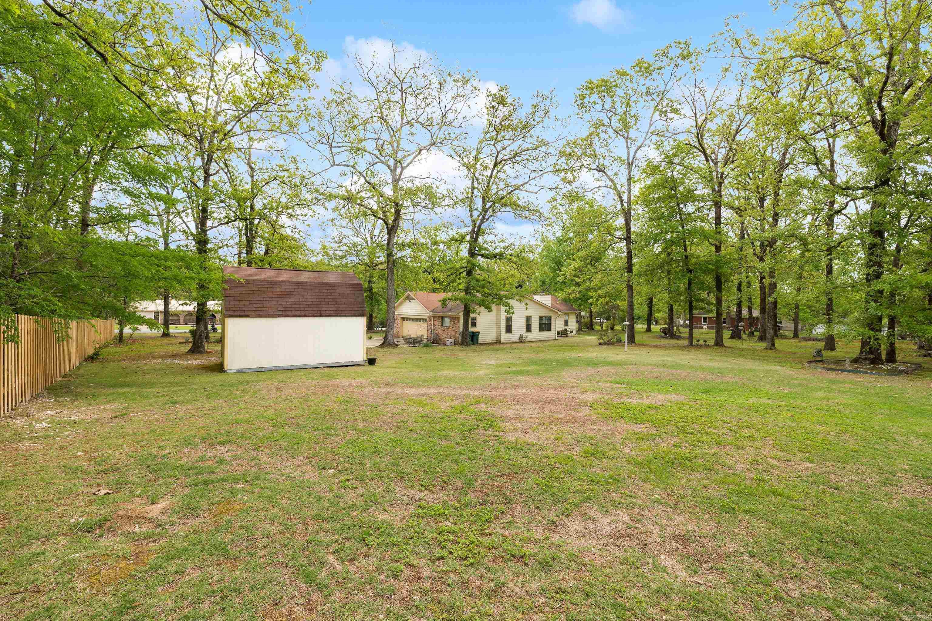 BUGG EDDIE & BERTHA - Residential