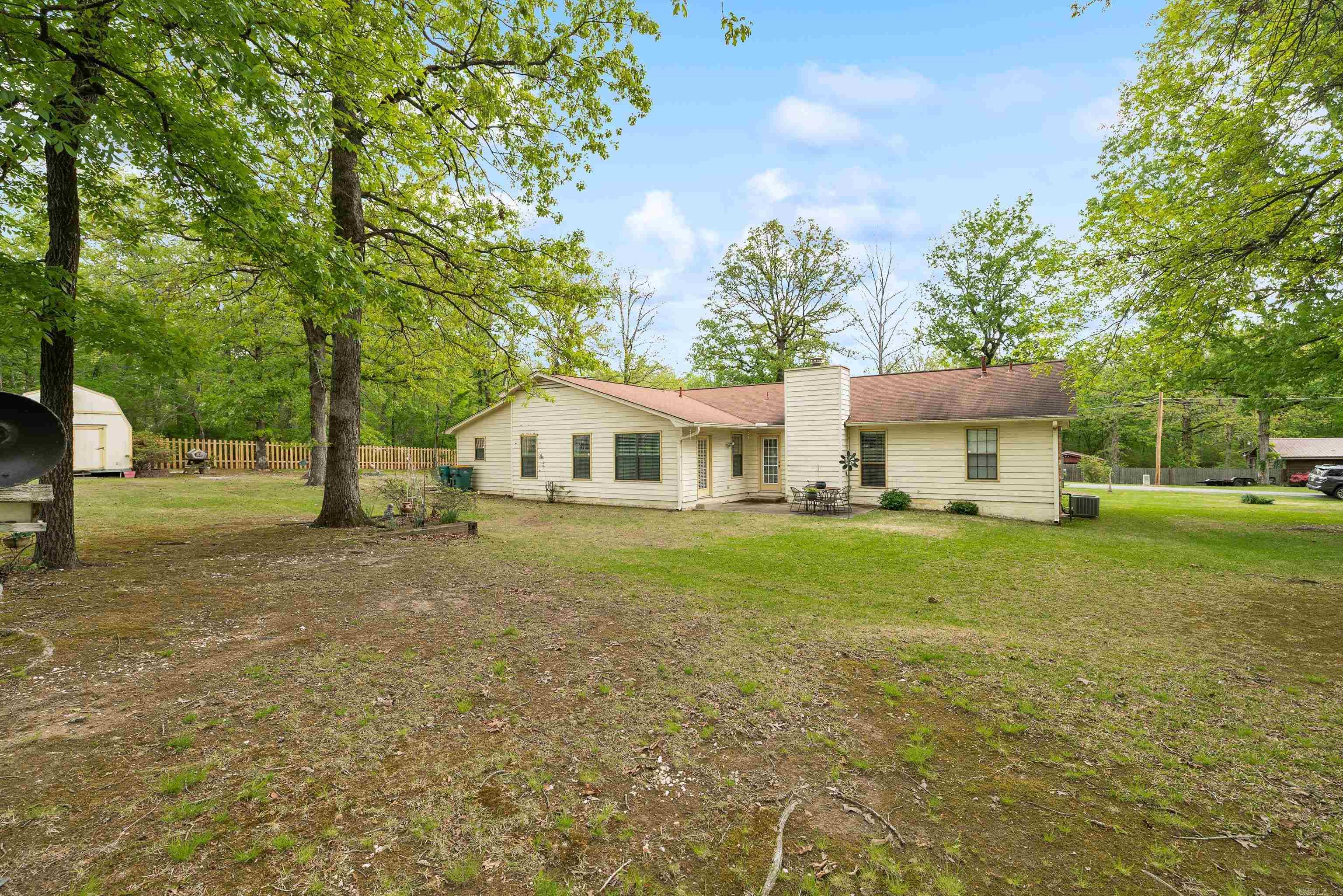 BUGG EDDIE & BERTHA - Residential