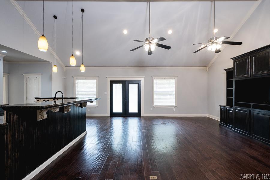 BUFFINGTON ESTATES - Residential