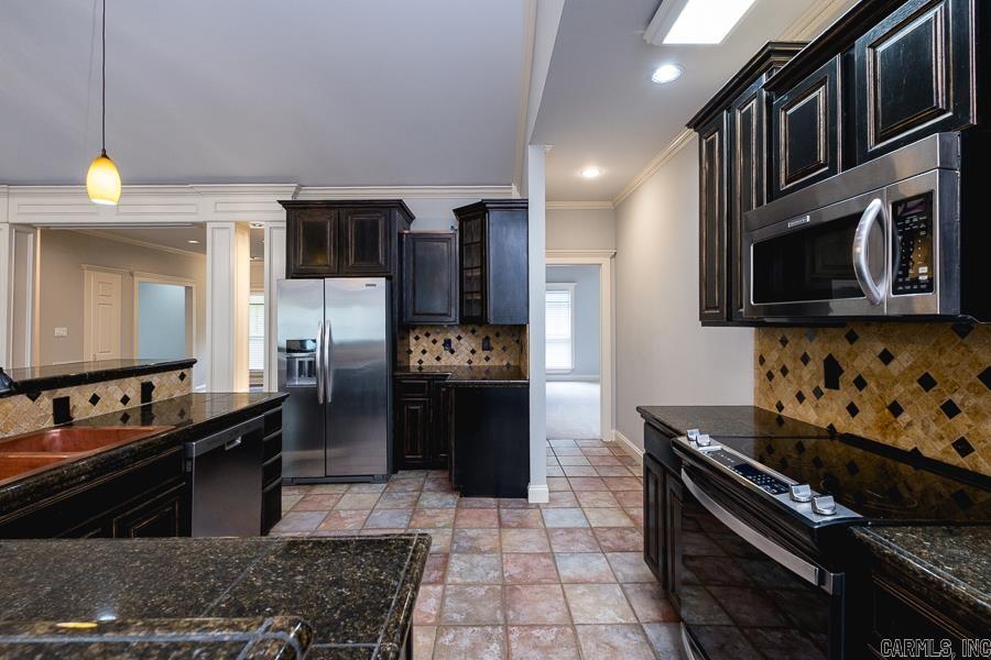 BUFFINGTON ESTATES - Residential