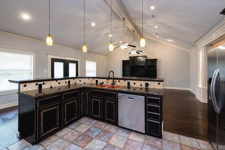 BUFFINGTON ESTATES - Residential